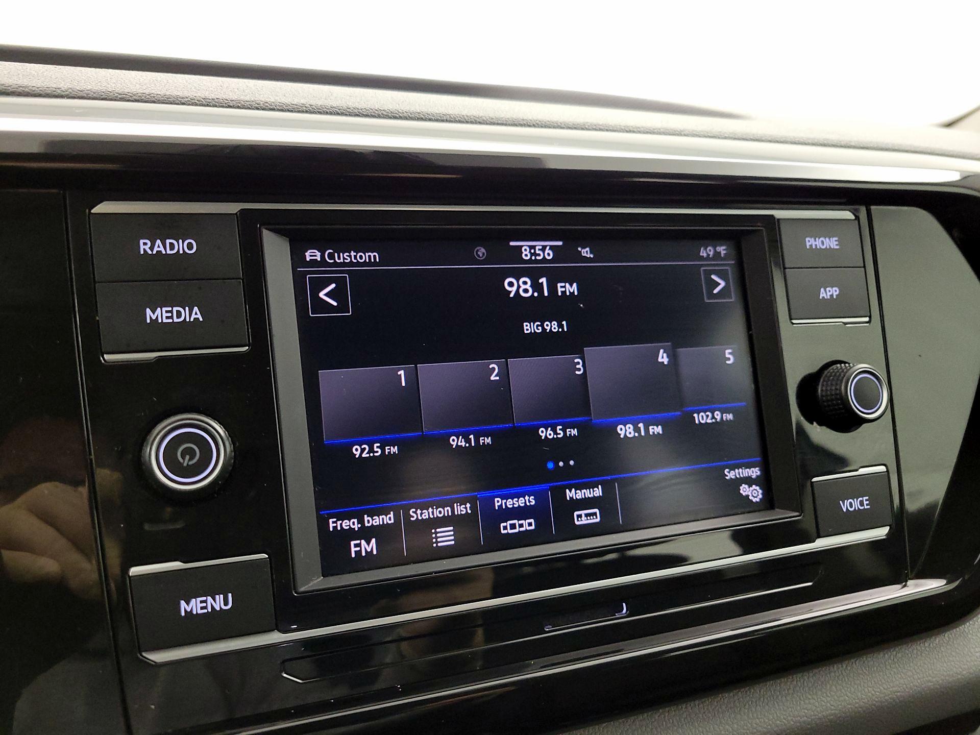 Thumbnail: 2023 Volkswagen Taos - 16