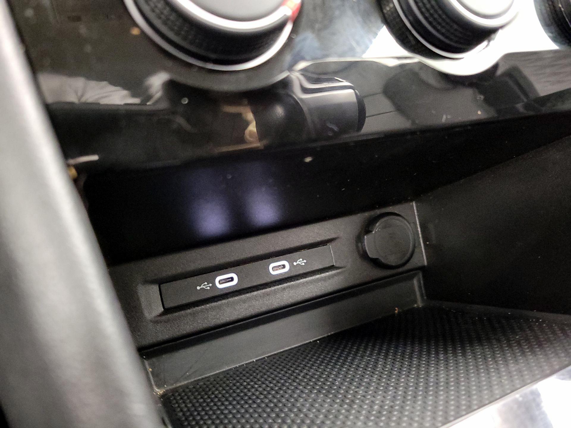 Thumbnail: 2023 Volkswagen Taos - 19