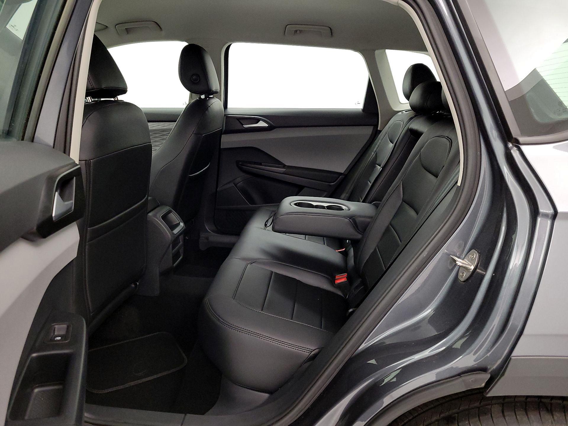 Thumbnail: 2023 Volkswagen Taos - 20