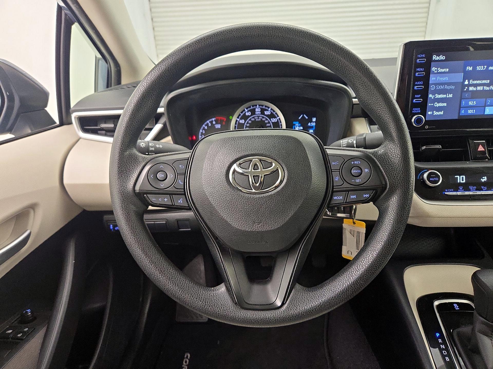 Thumbnail: 2021 Toyota Corolla - 10