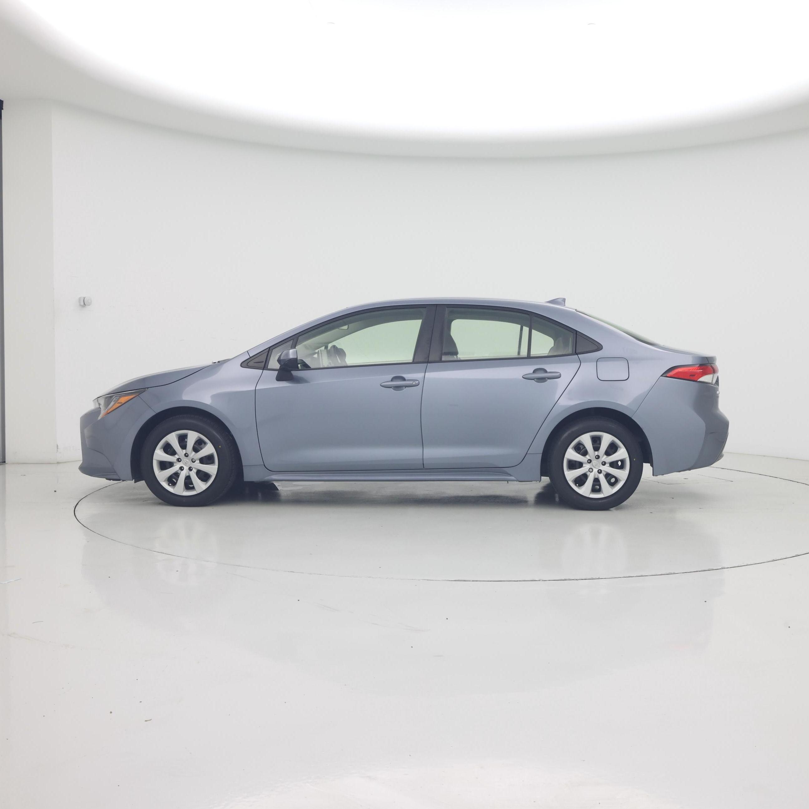 Thumbnail: 2021 Toyota Corolla - 3