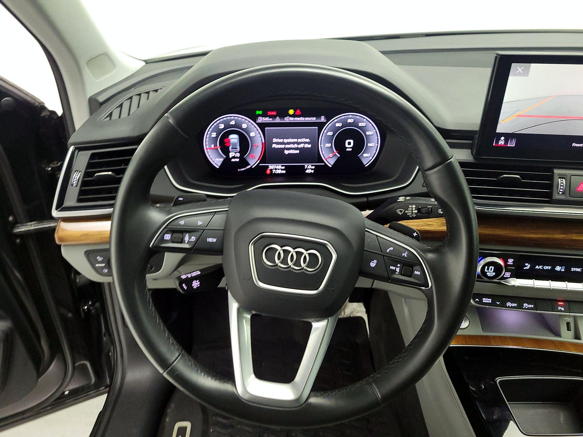 Thumbnail: 2022 Audi Q5 - 10