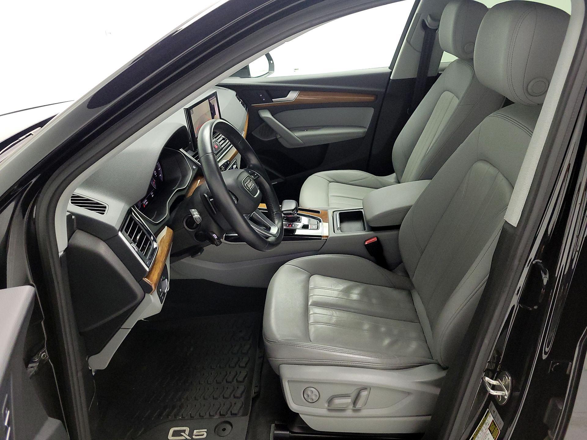 Thumbnail: 2022 Audi Q5 - 11