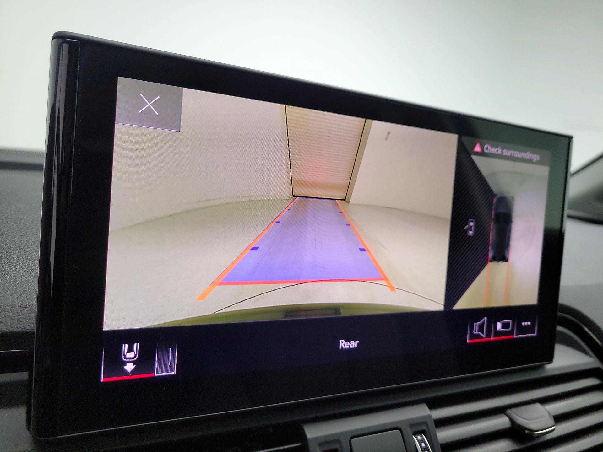 Thumbnail: 2022 Audi Q5 - 14