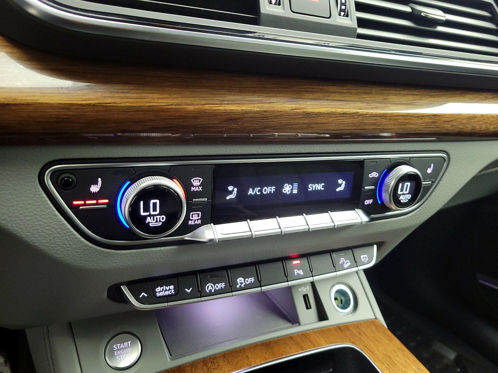 Thumbnail: 2022 Audi Q5 - 16