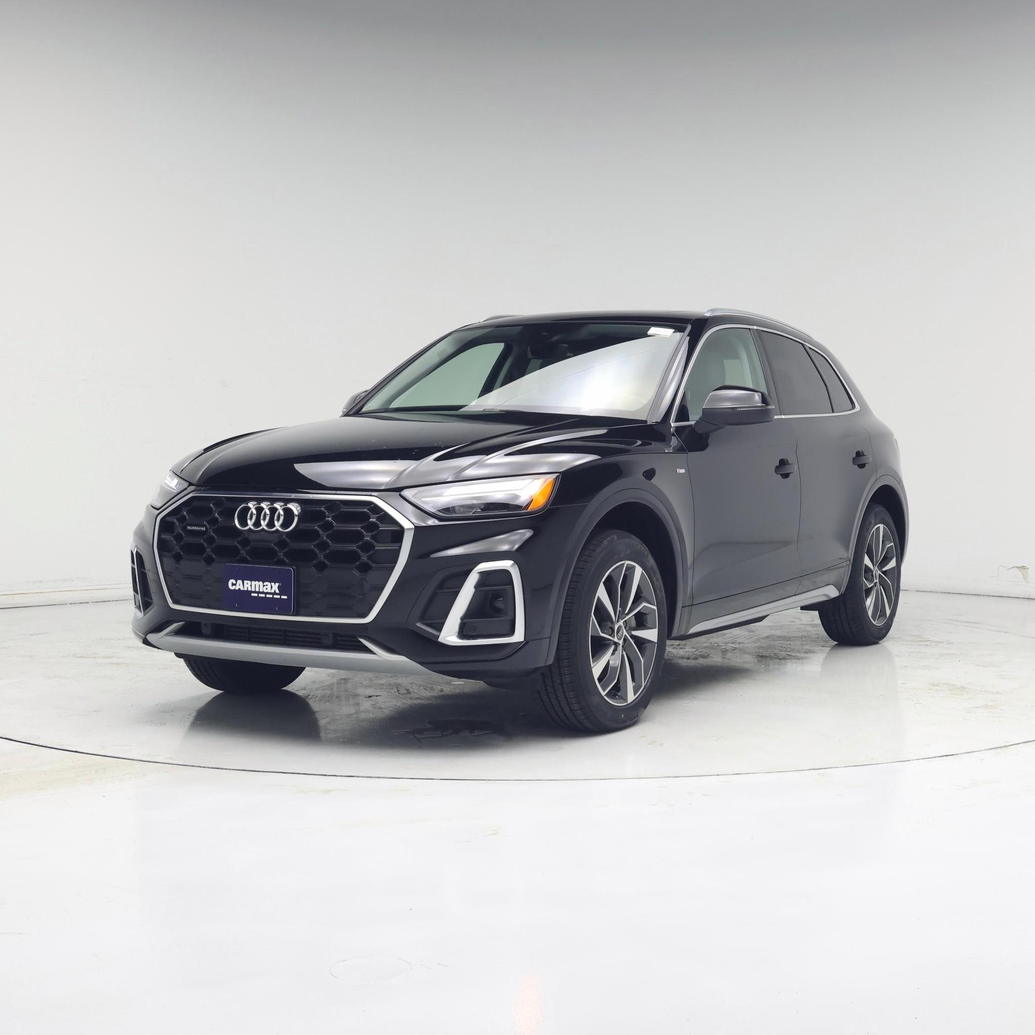 Thumbnail: 2022 Audi Q5 - 4