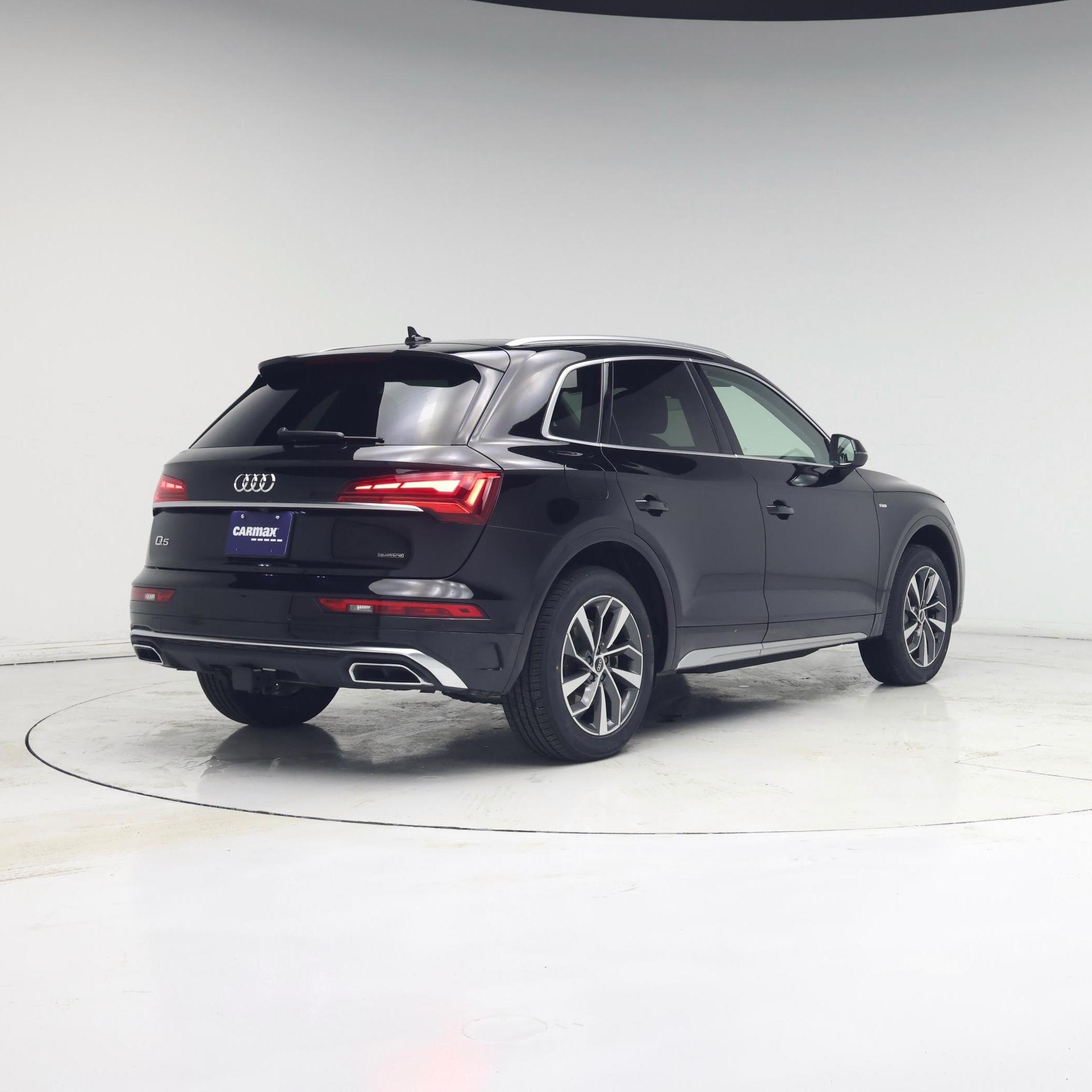 Thumbnail: 2022 Audi Q5 - 8
