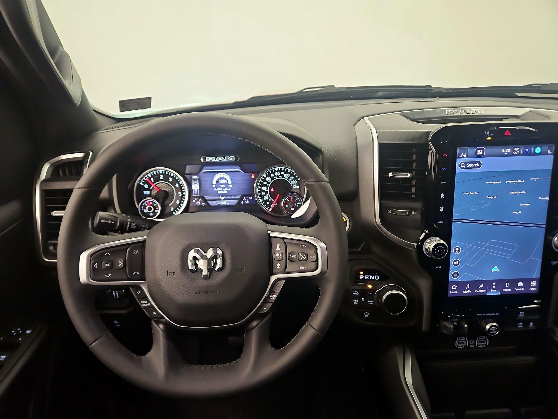 Thumbnail: 2025 RAM 1500 - 10