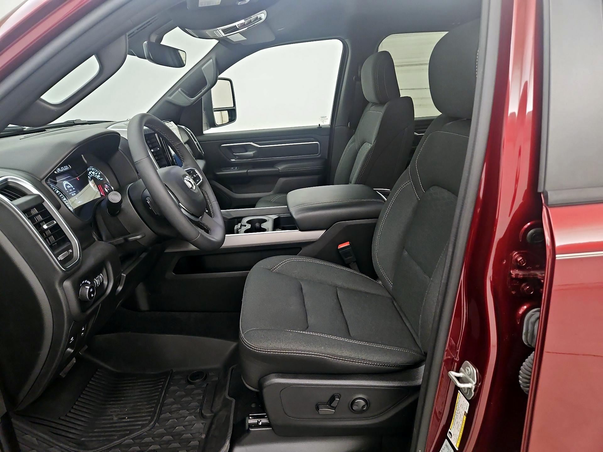 Thumbnail: 2025 RAM 1500 - 11