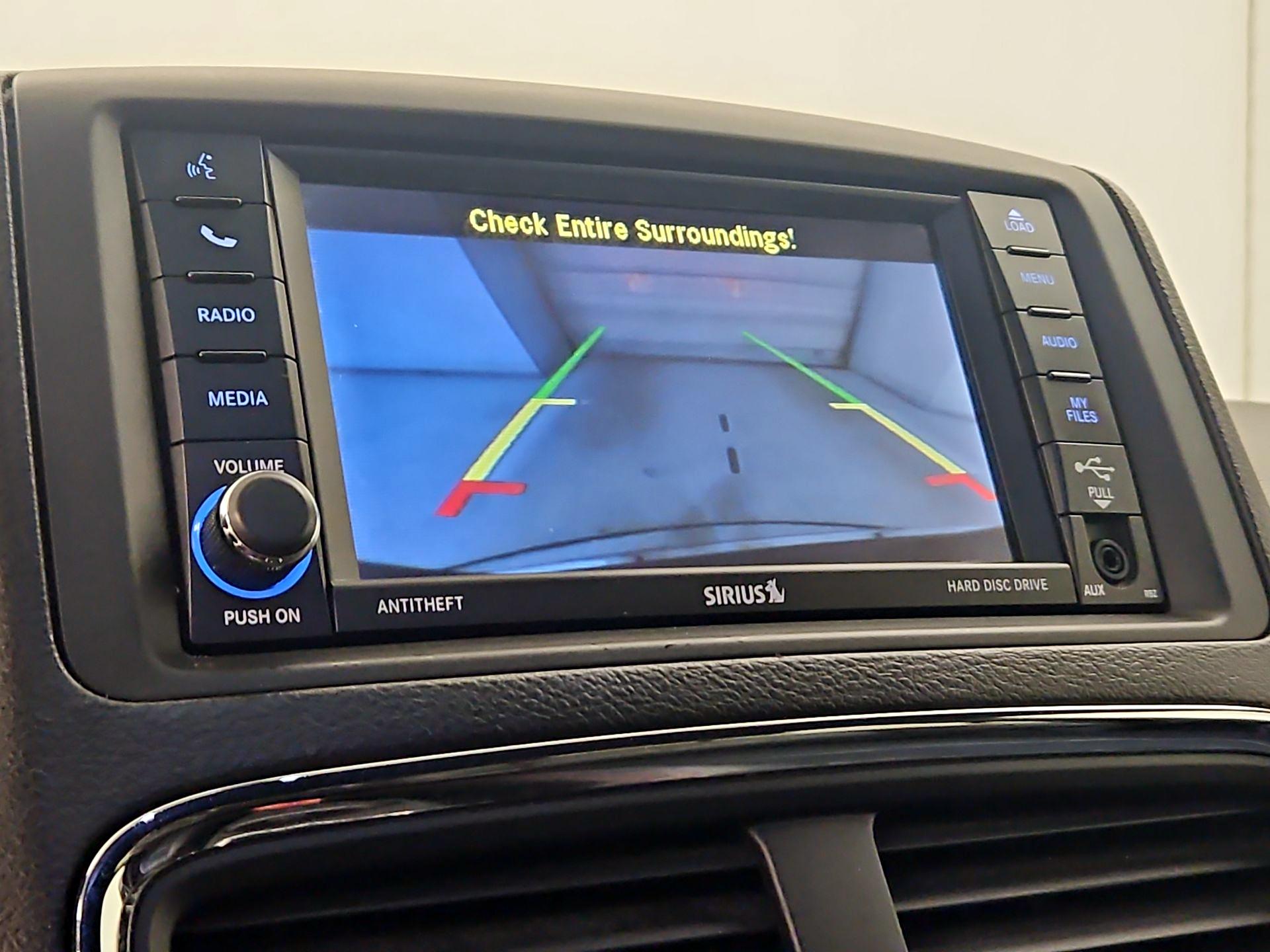 Thumbnail: 2015 Dodge Grand Caravan - 14