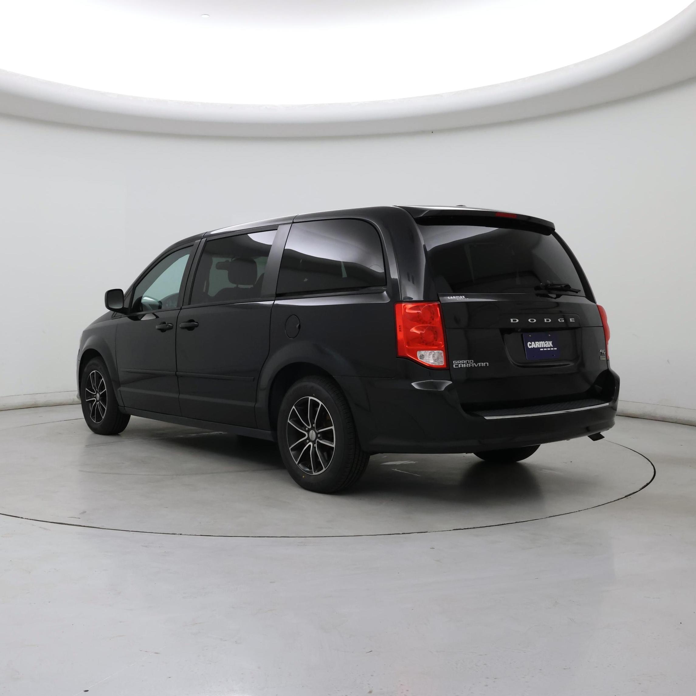 Thumbnail: 2015 Dodge Grand Caravan - 2