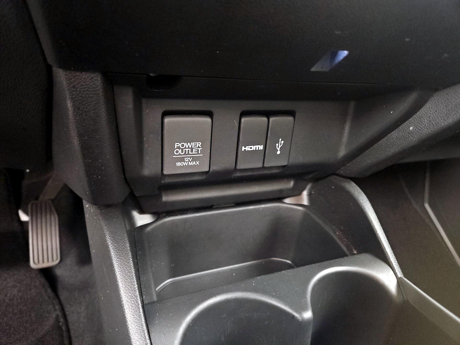 Thumbnail: 2016 Honda Fit - 18