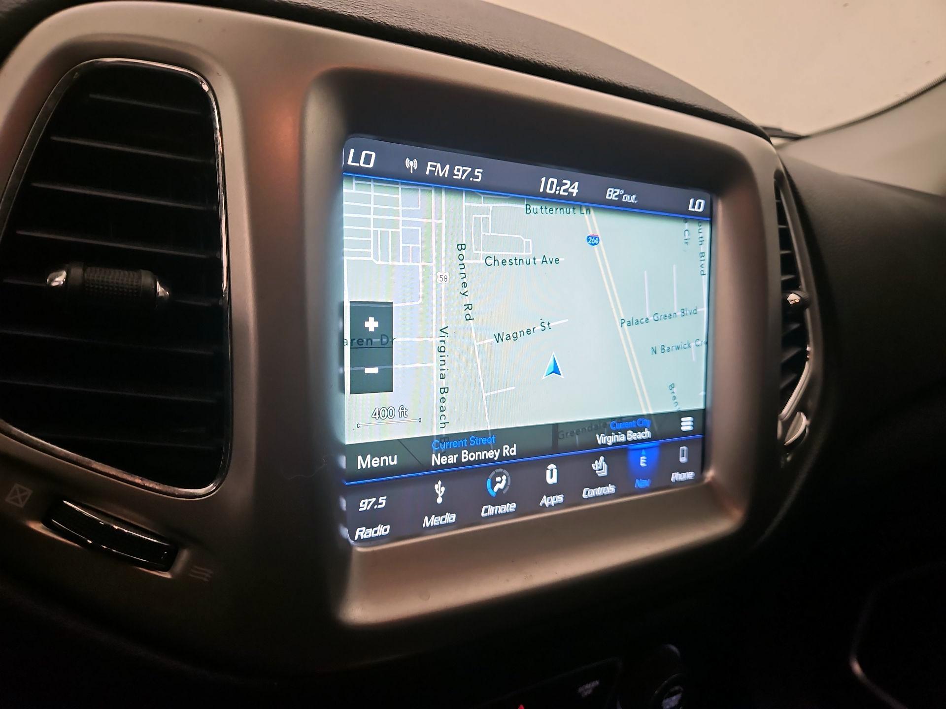 Thumbnail: 2018 Jeep Compass - 14
