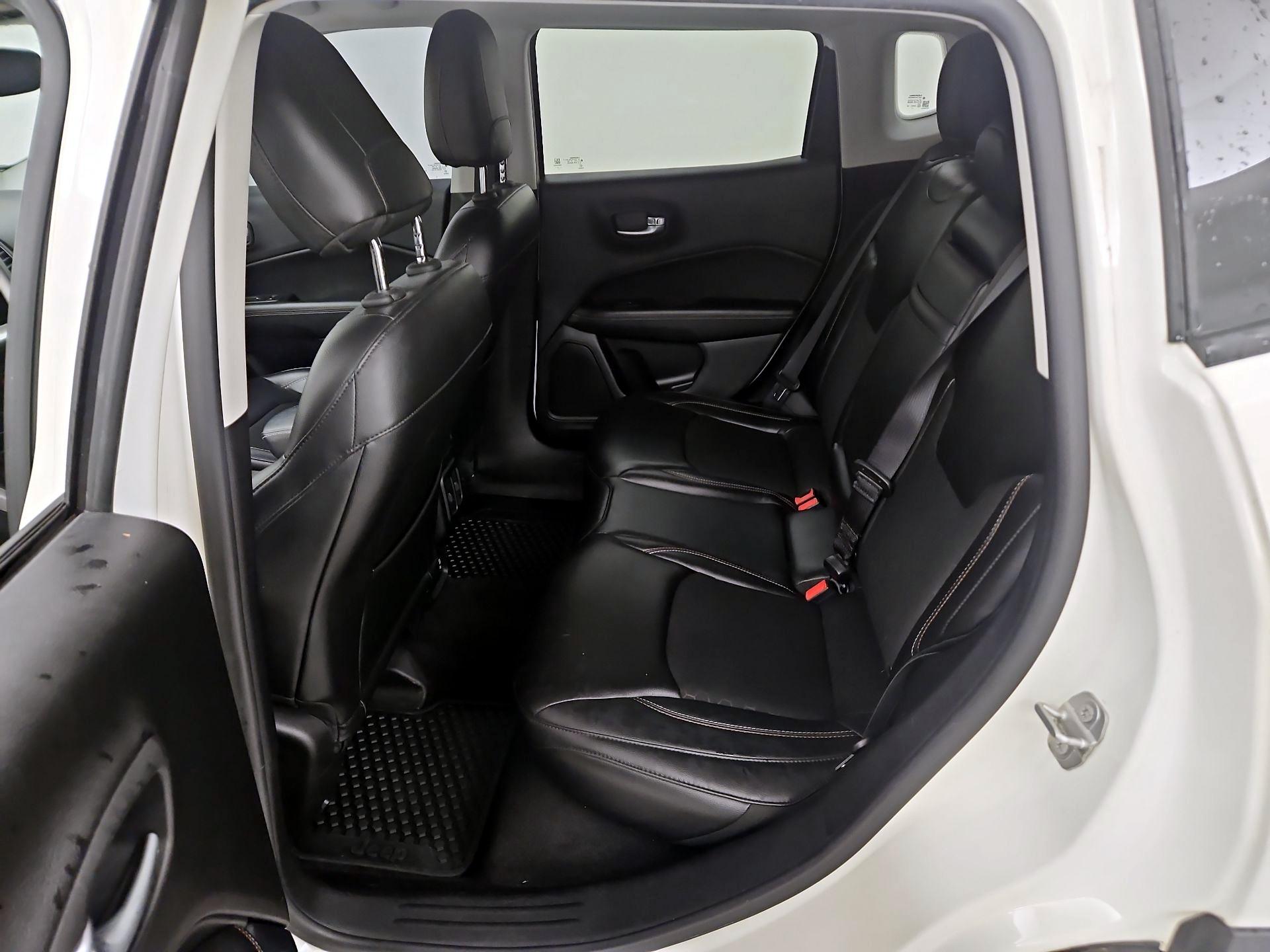Thumbnail: 2018 Jeep Compass - 20
