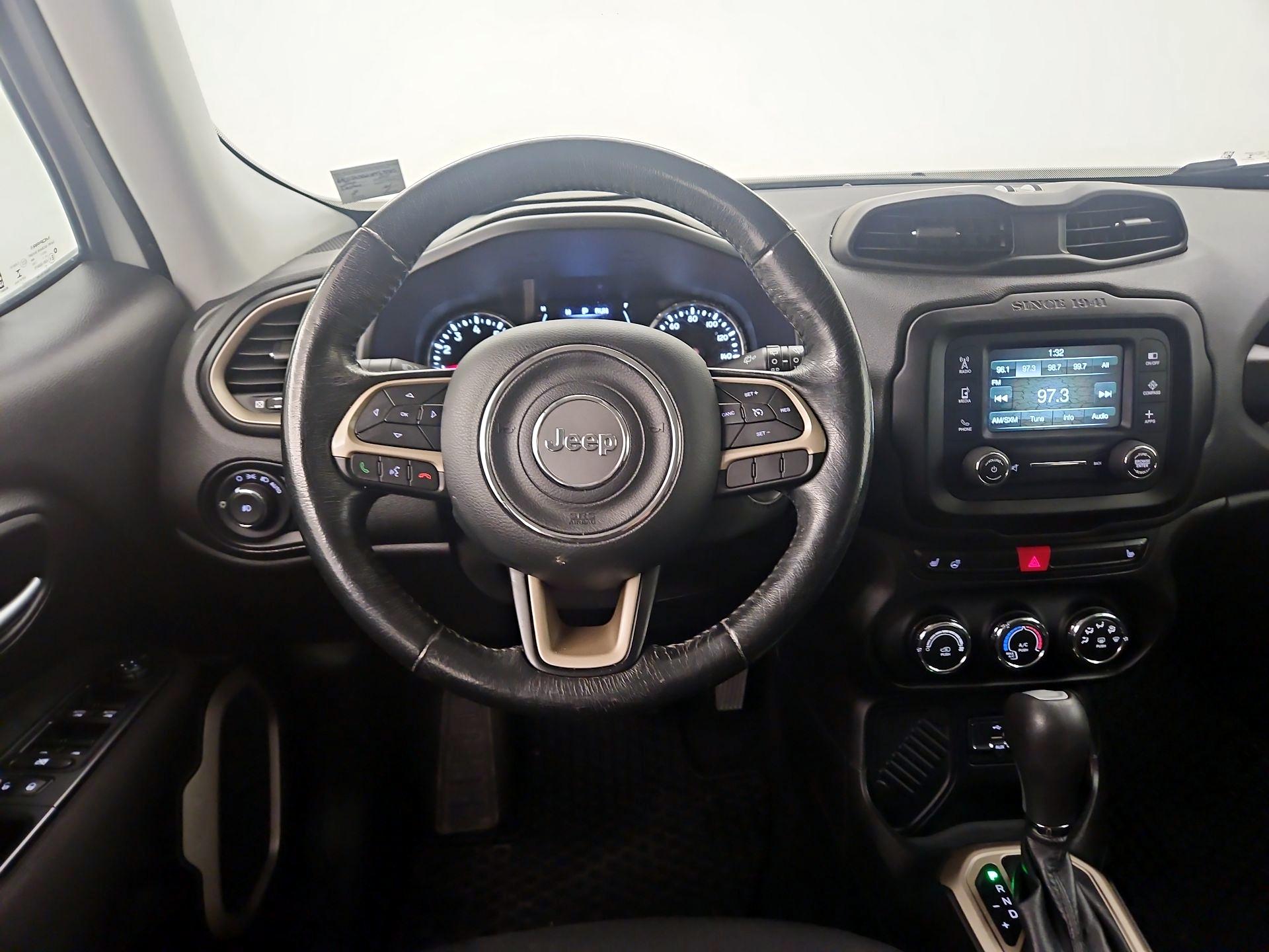 Thumbnail: 2017 Jeep Renegade - 10