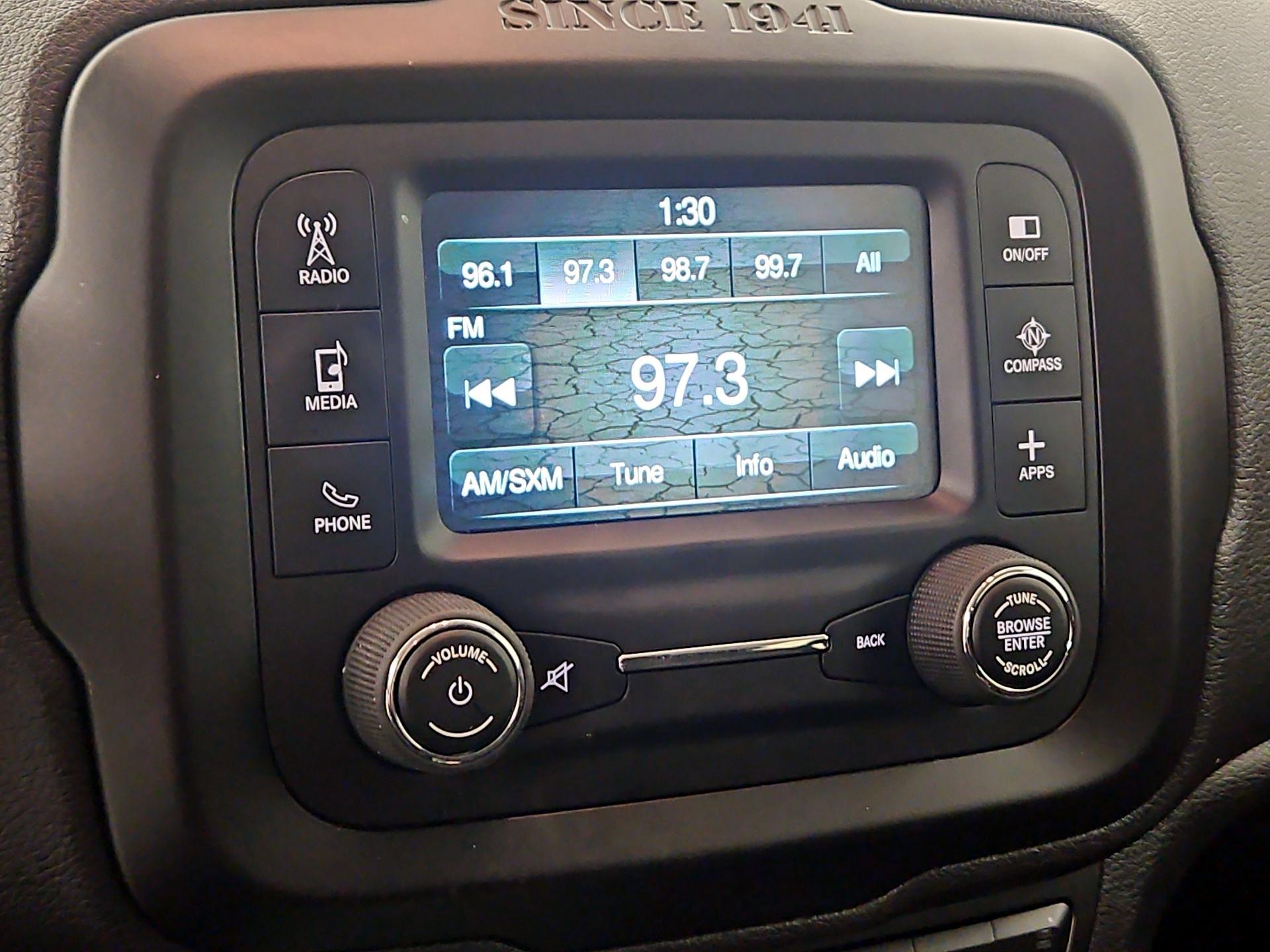 Thumbnail: 2017 Jeep Renegade - 15