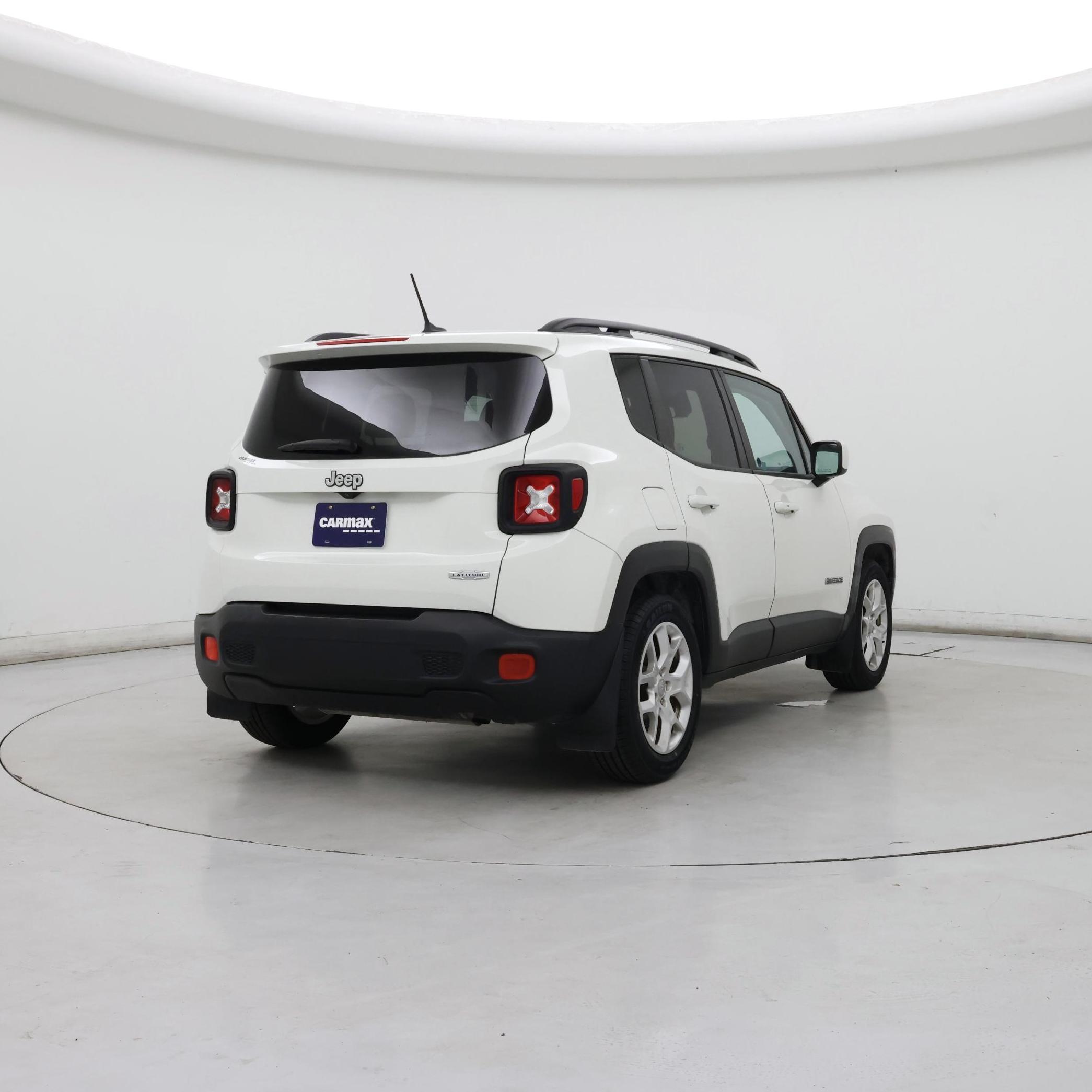 Thumbnail: 2017 Jeep Renegade - 8