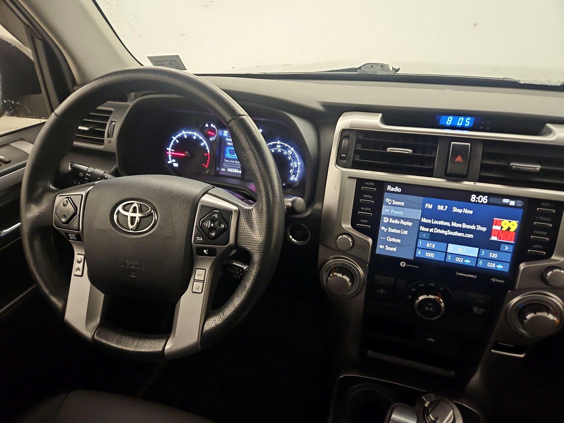 Thumbnail: 2020 Toyota 4Runner - 9