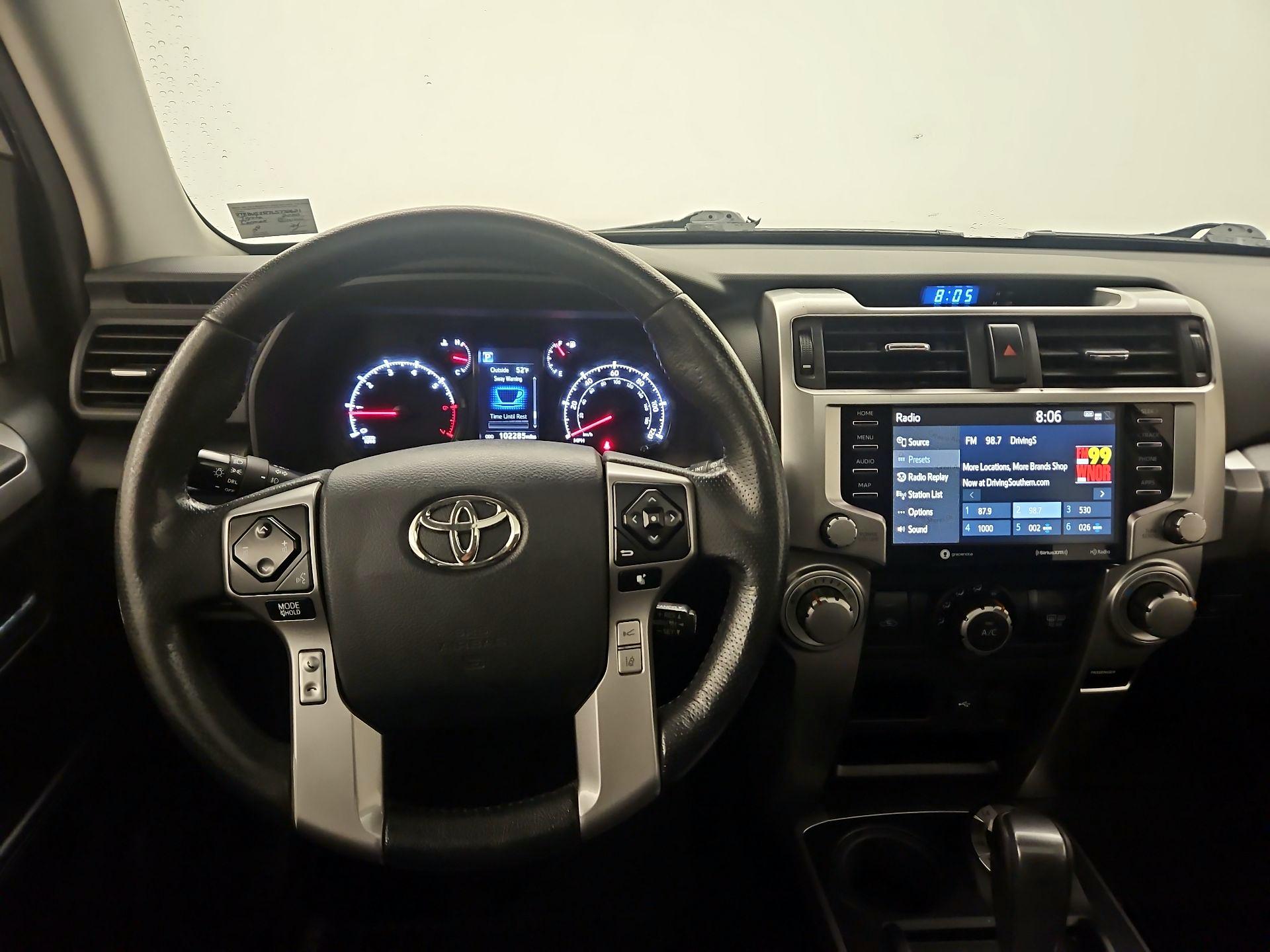 Thumbnail: 2020 Toyota 4Runner - 10