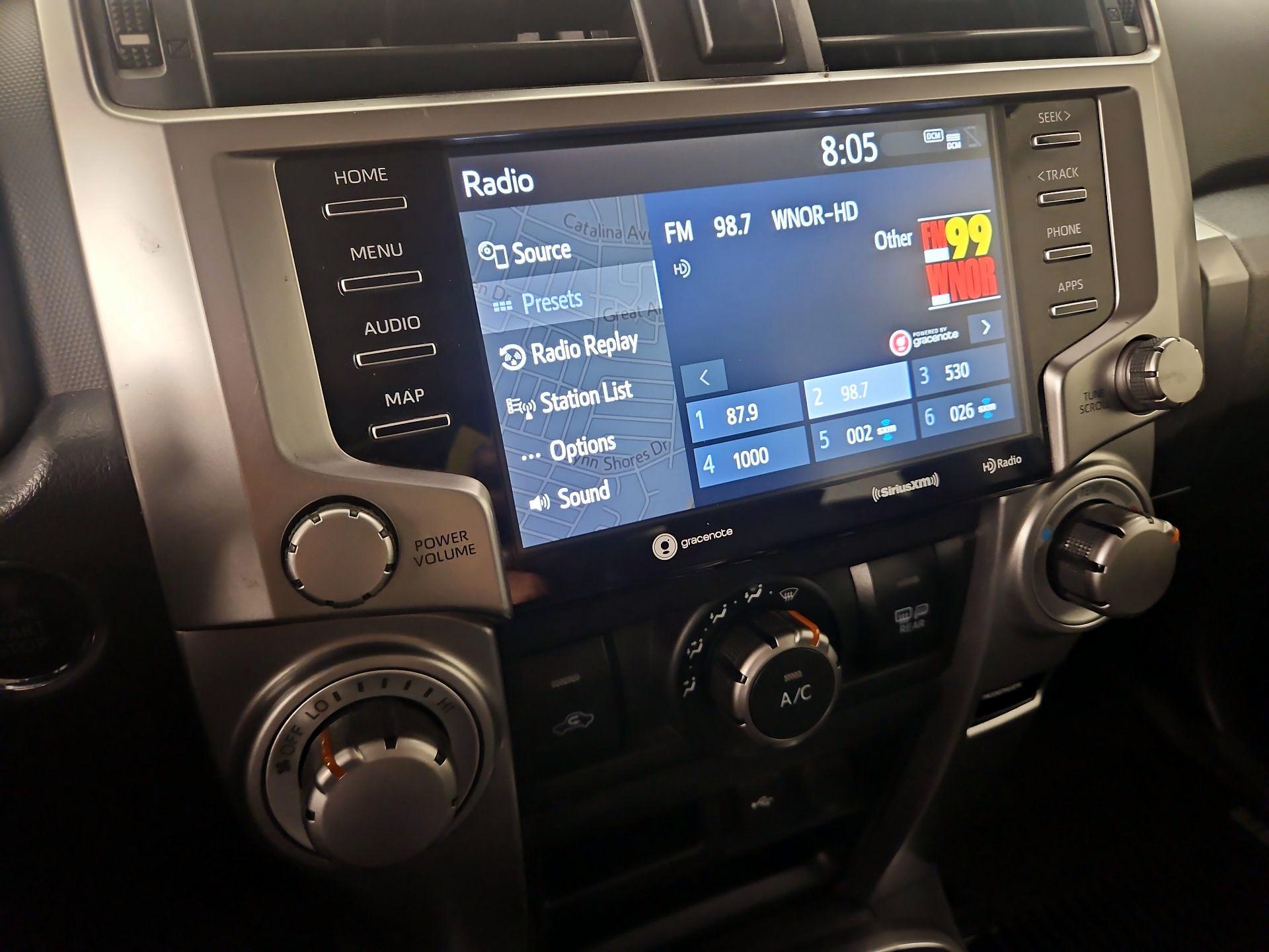 Thumbnail: 2020 Toyota 4Runner - 15