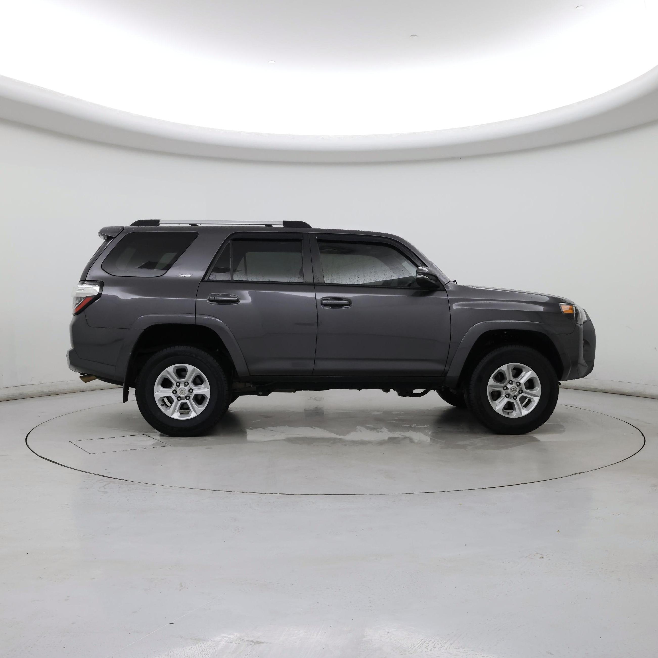 Thumbnail: 2020 Toyota 4Runner - 7
