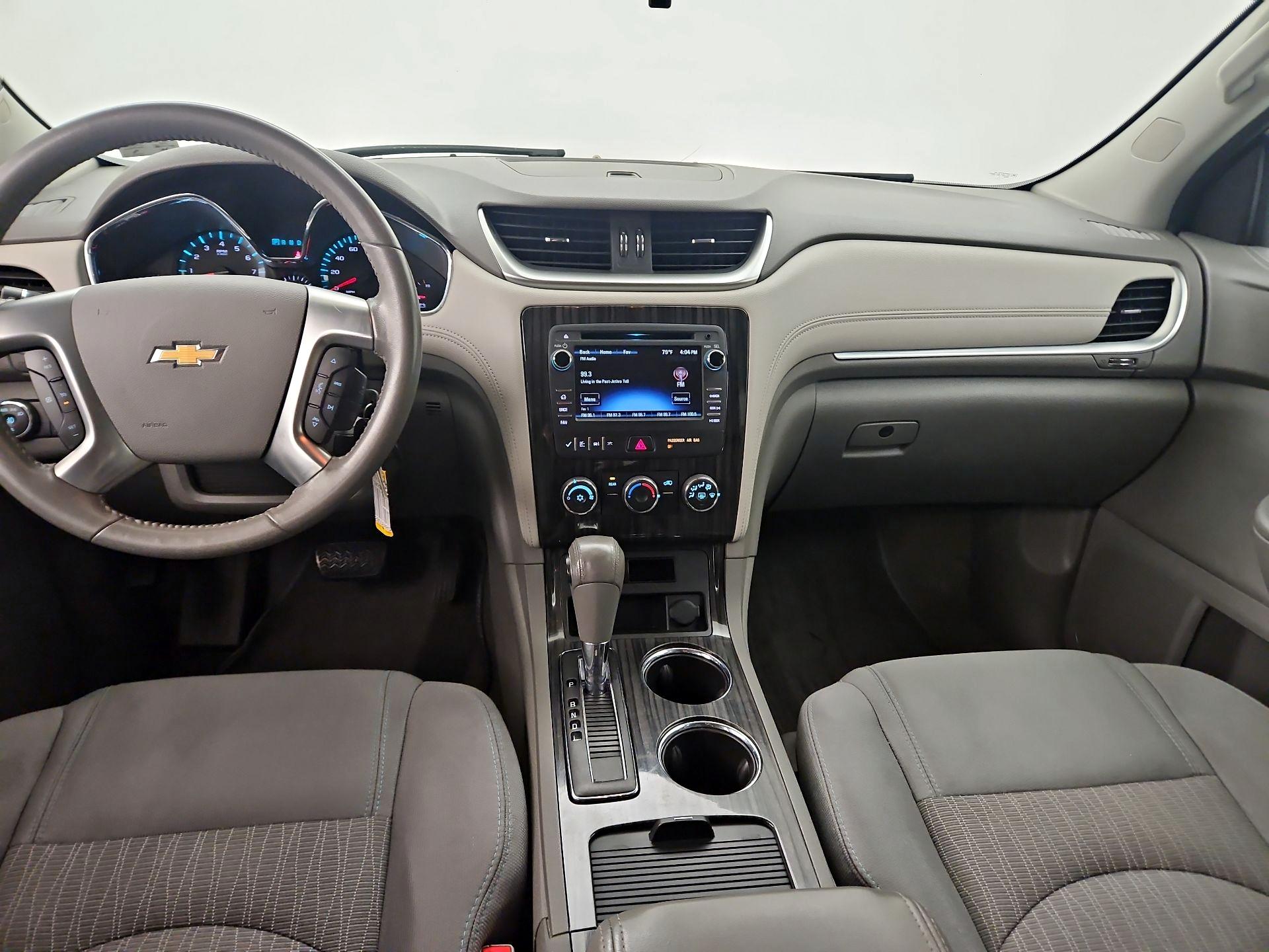 Thumbnail: 2014 Chevrolet Traverse - 9