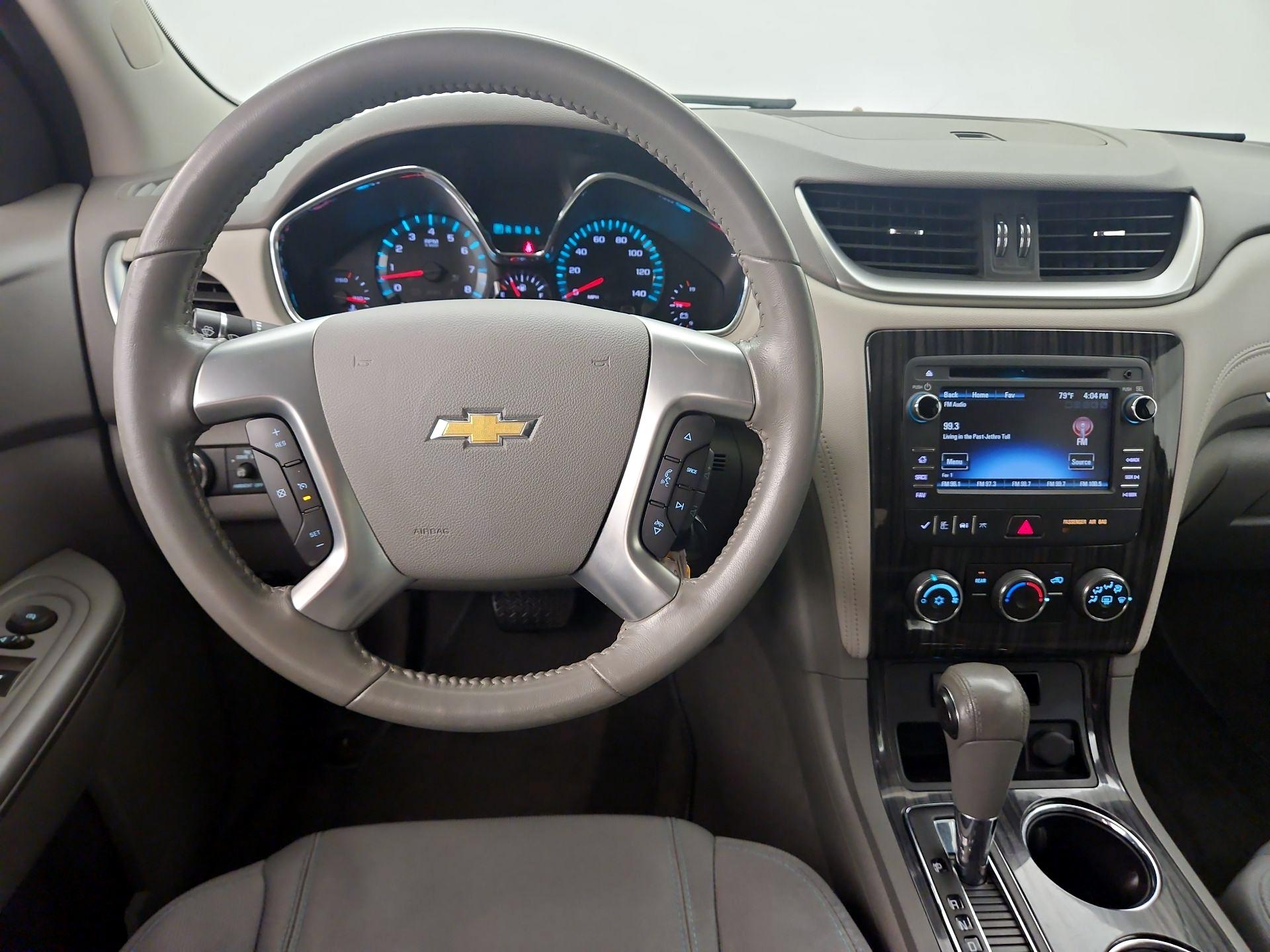Thumbnail: 2014 Chevrolet Traverse - 10