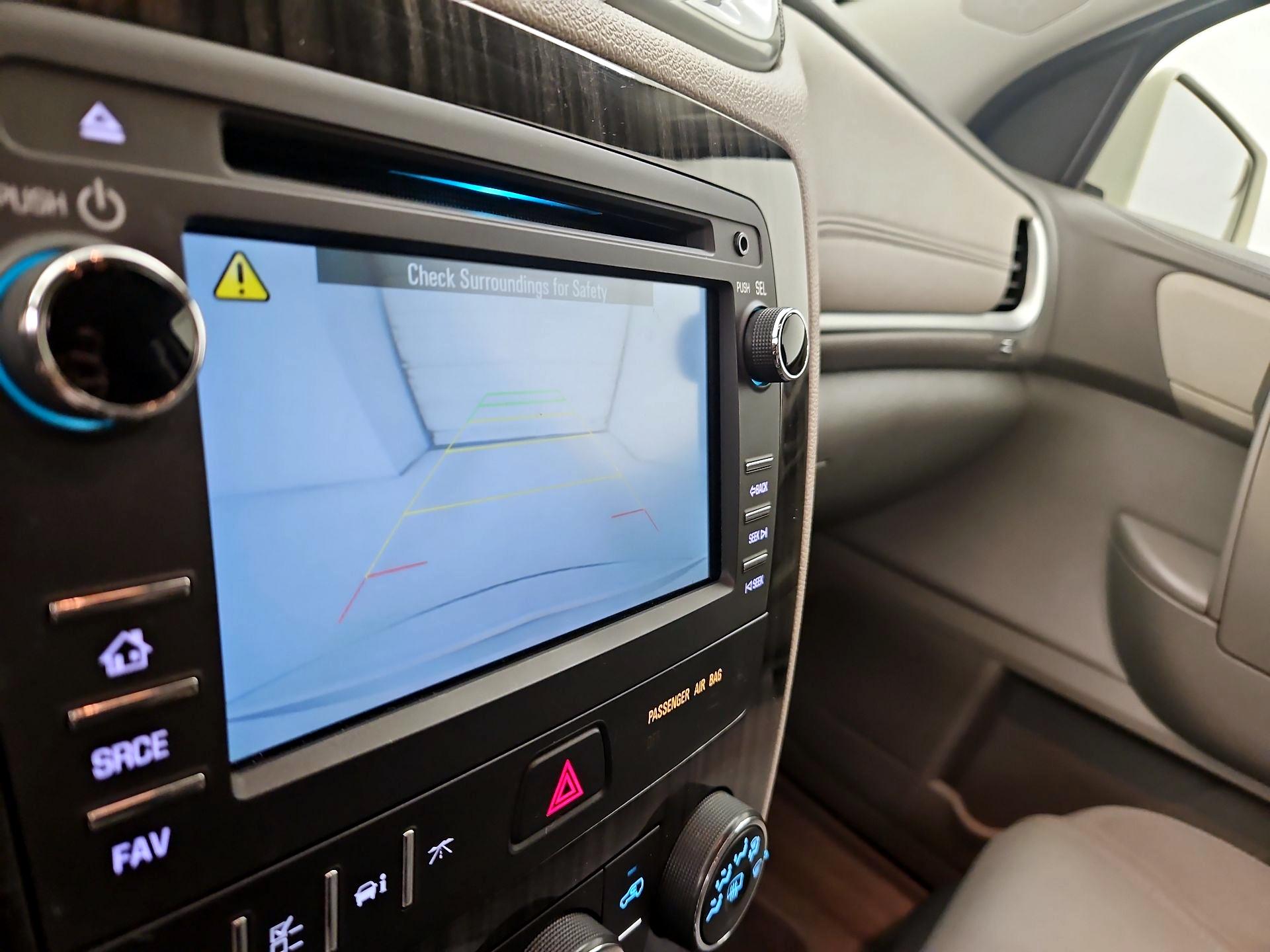 Thumbnail: 2014 Chevrolet Traverse - 14