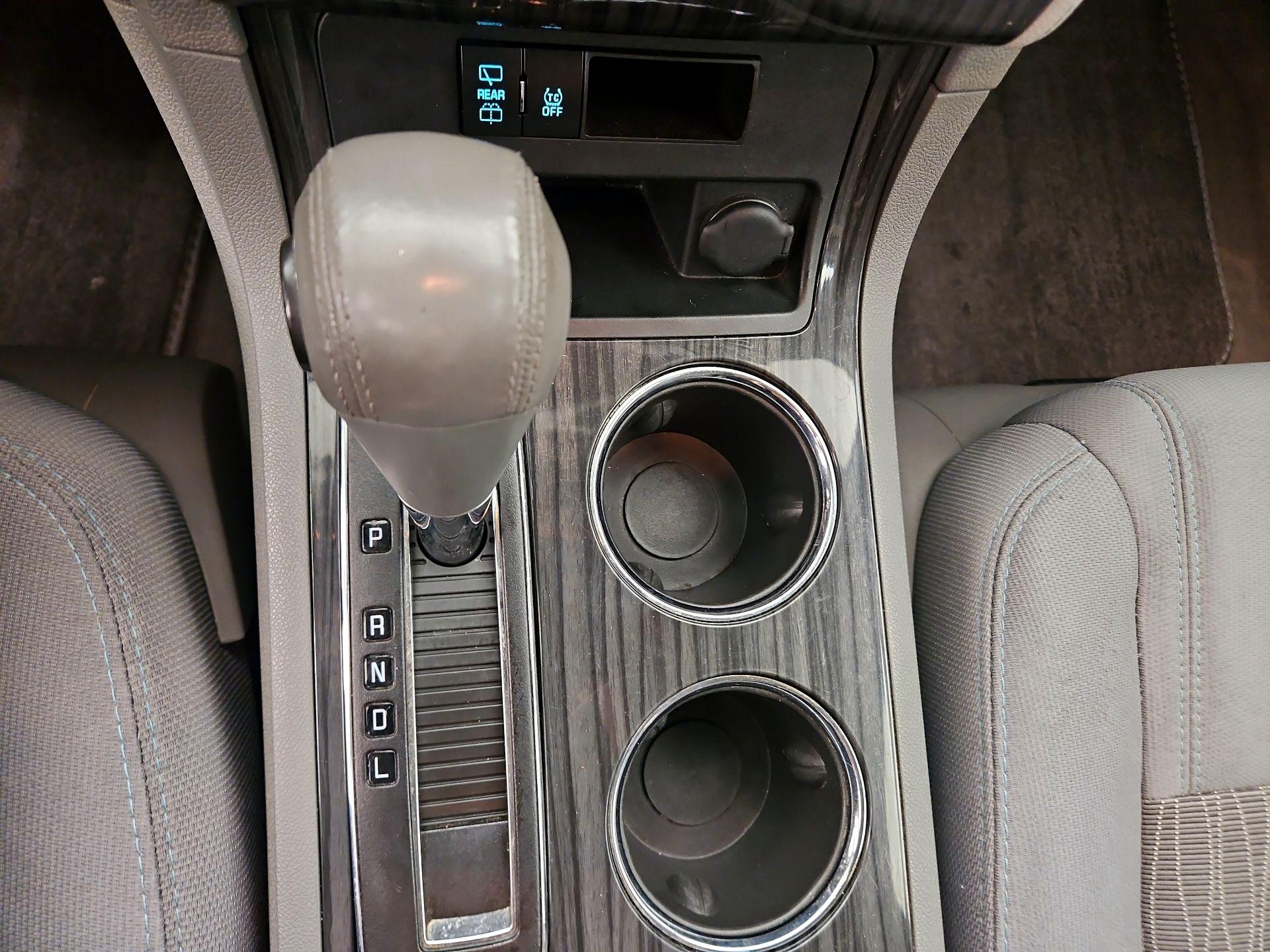 Thumbnail: 2014 Chevrolet Traverse - 17