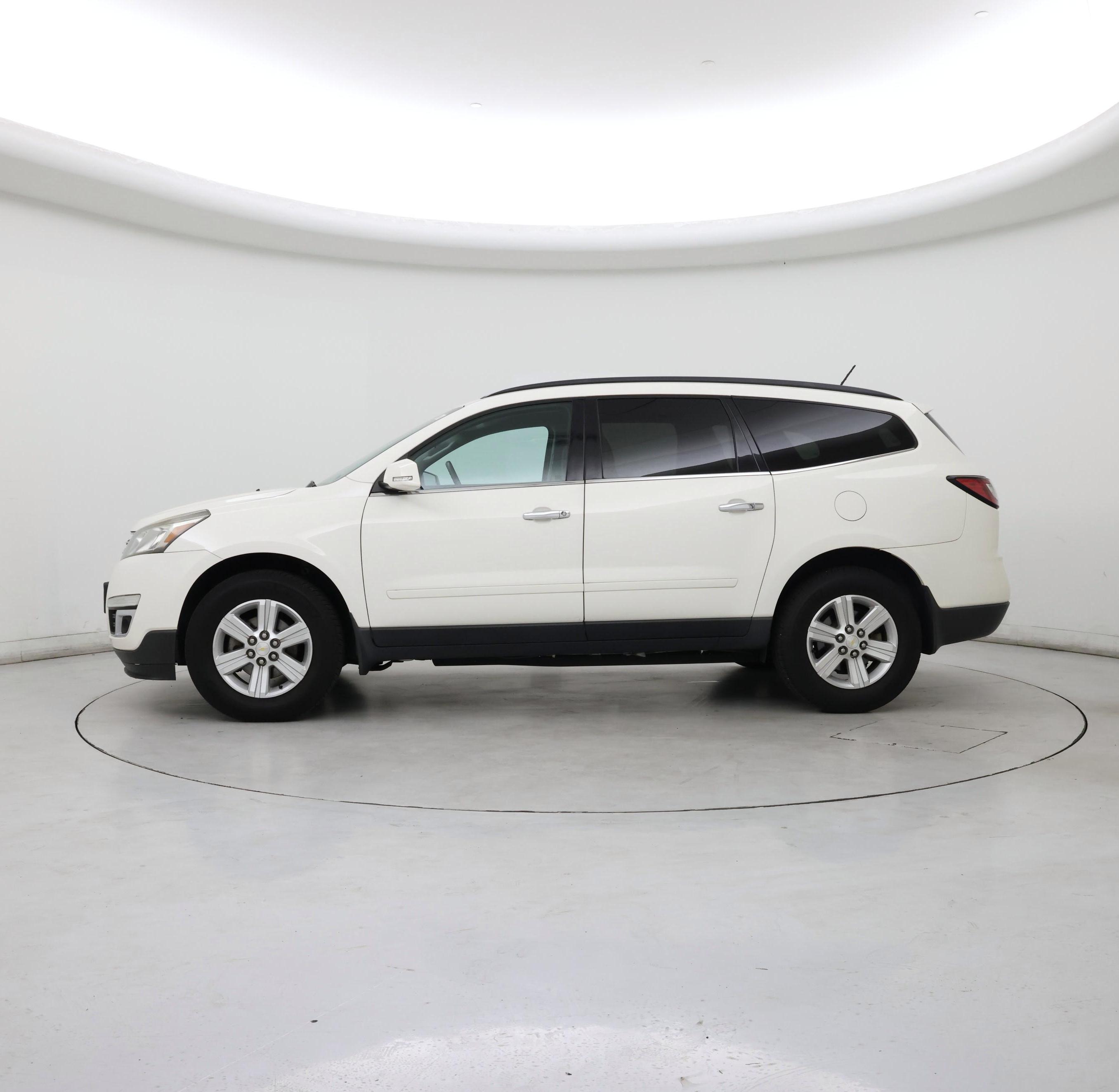 Thumbnail: 2014 Chevrolet Traverse - 3