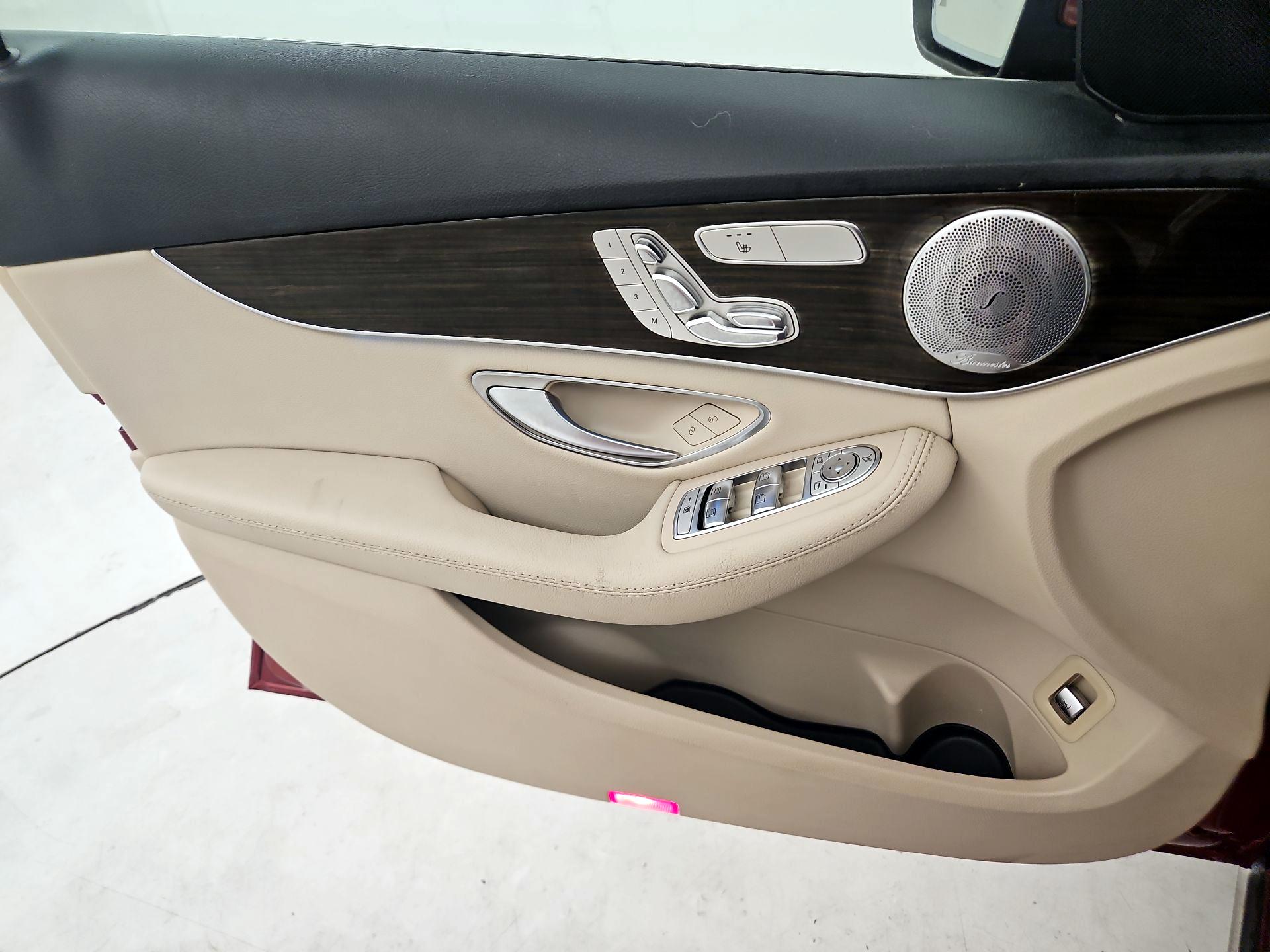 Thumbnail: 2017 Mercedes-Benz C-Class - 12