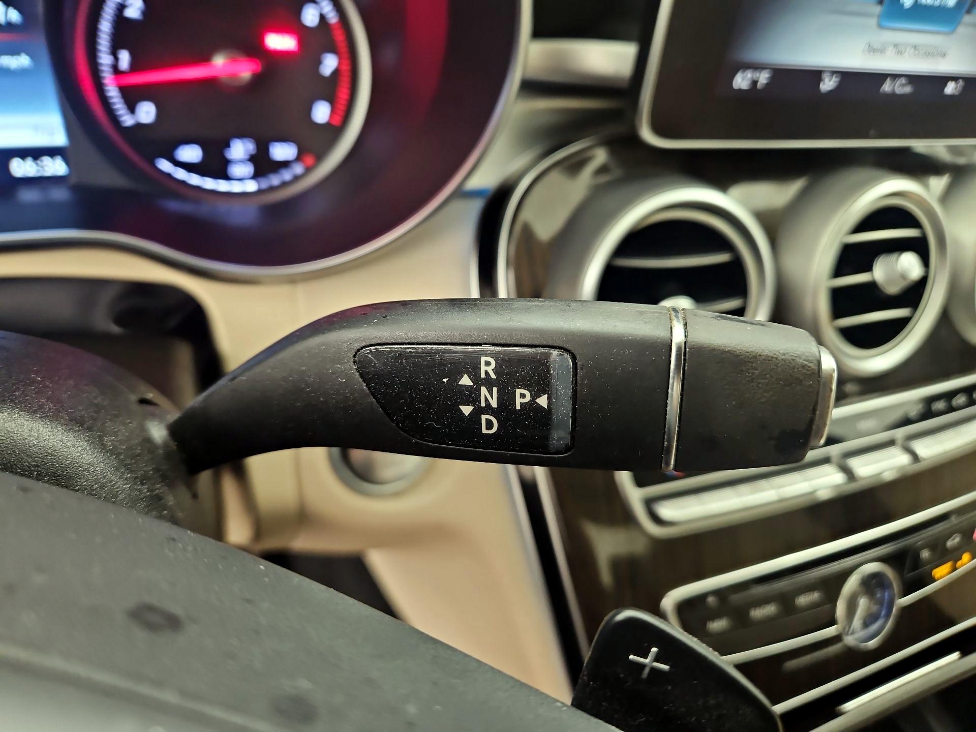 Thumbnail: 2017 Mercedes-Benz C-Class - 18