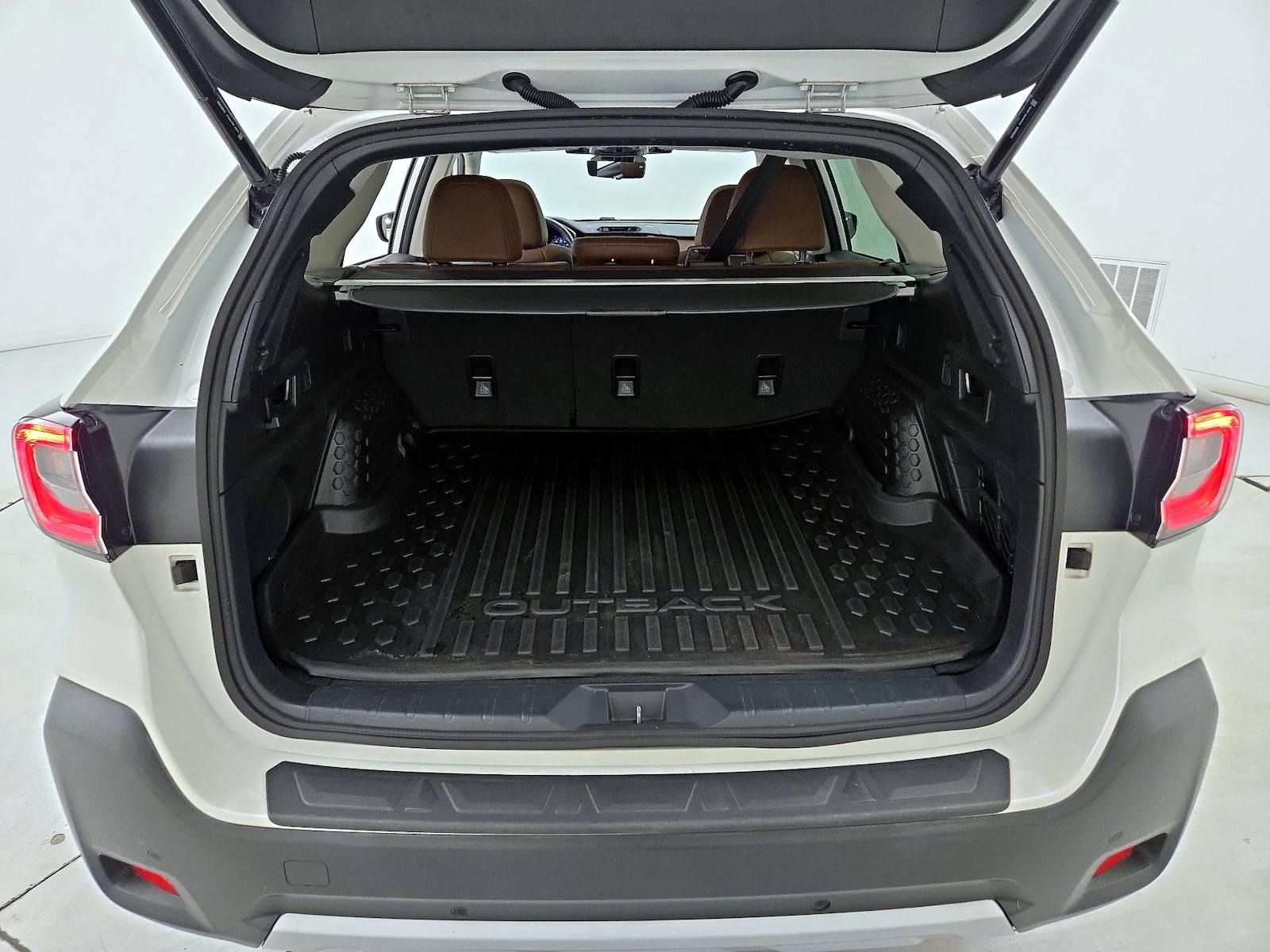 2023 Subaru Outback Touring - Photo 22