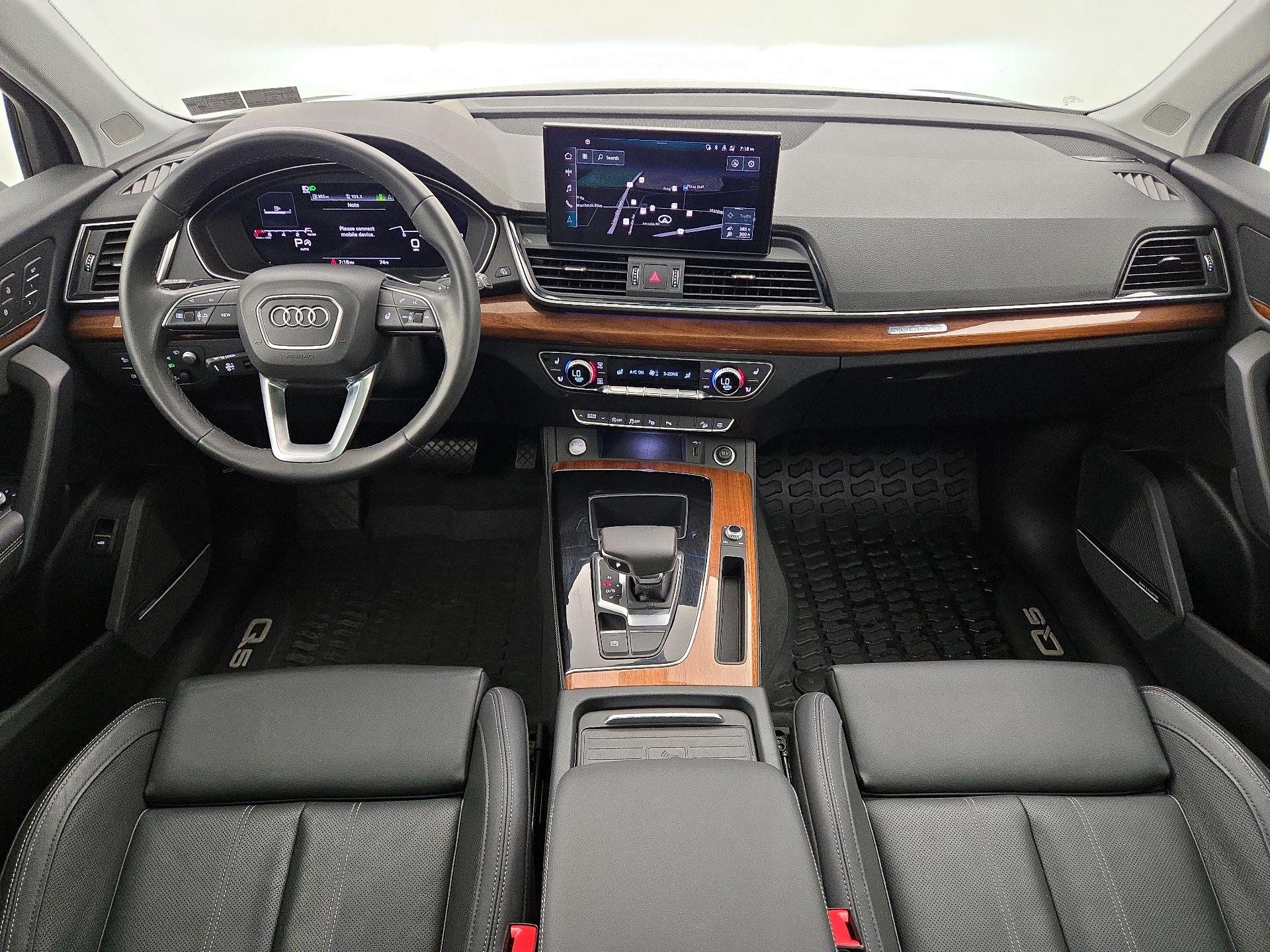 Thumbnail: 2023 Audi Q5 - 9