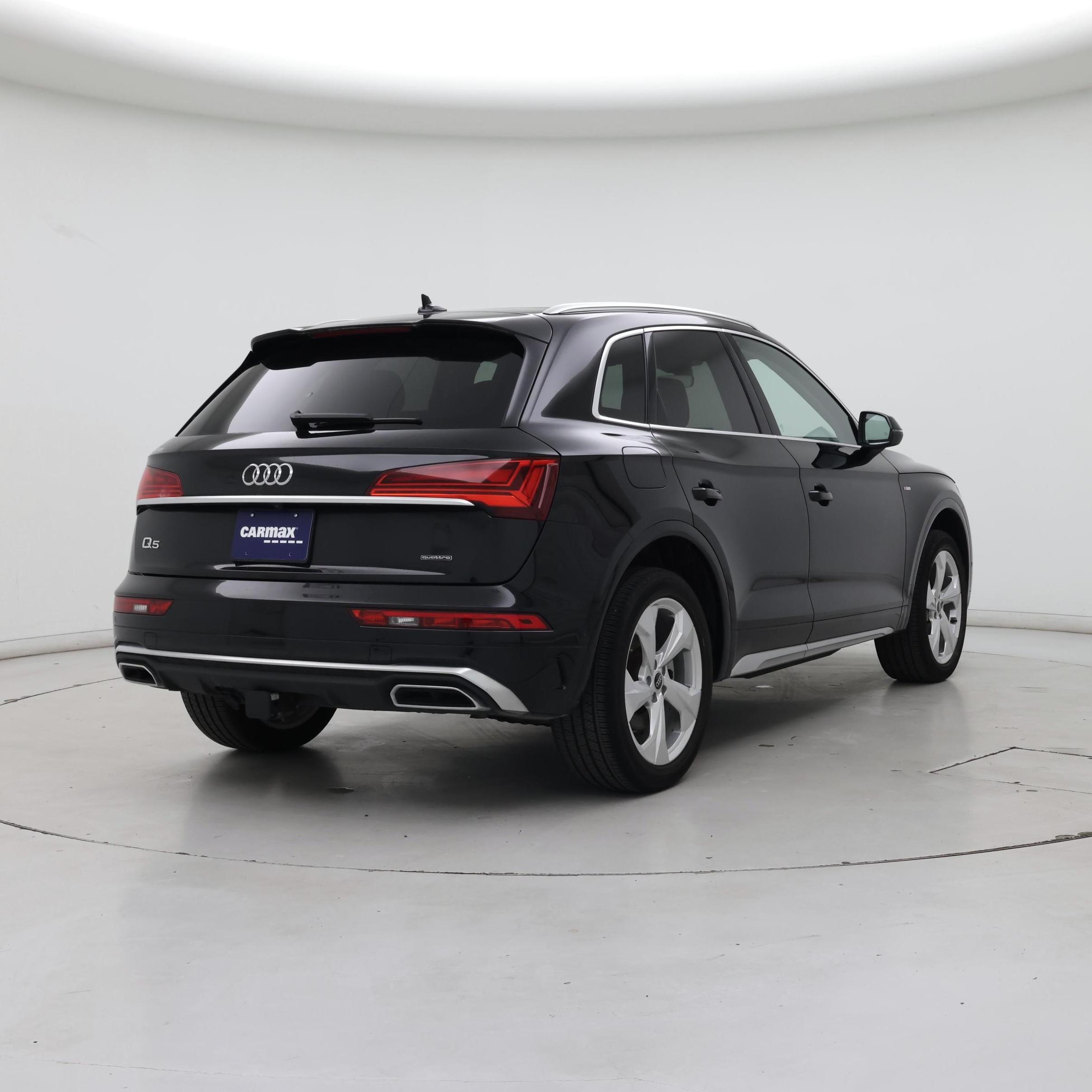 Thumbnail: 2023 Audi Q5 - 8