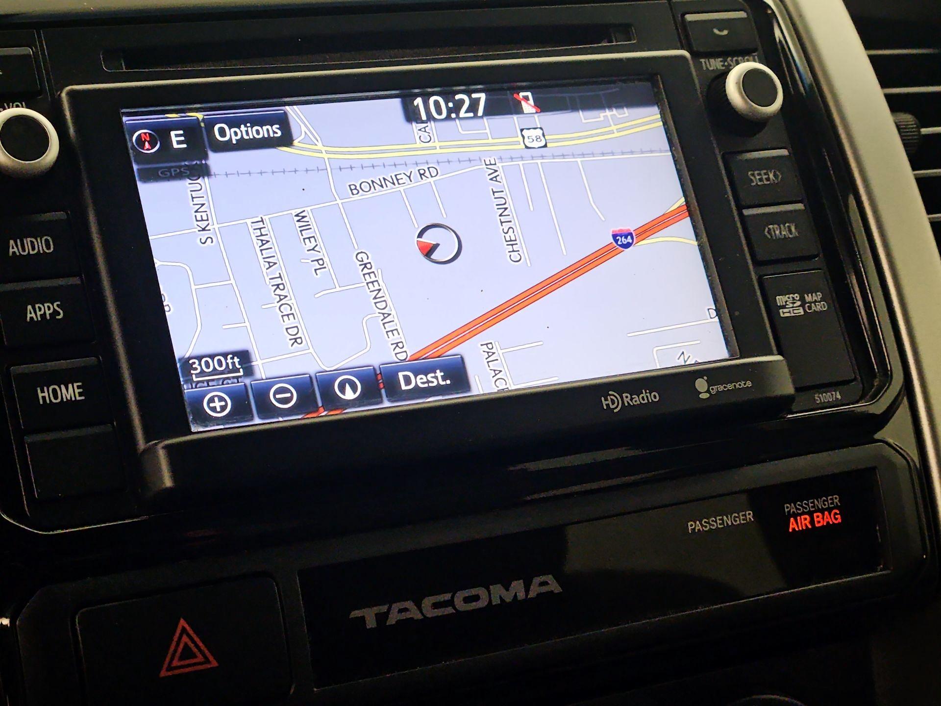 Thumbnail: 2015 Toyota Tacoma - 14