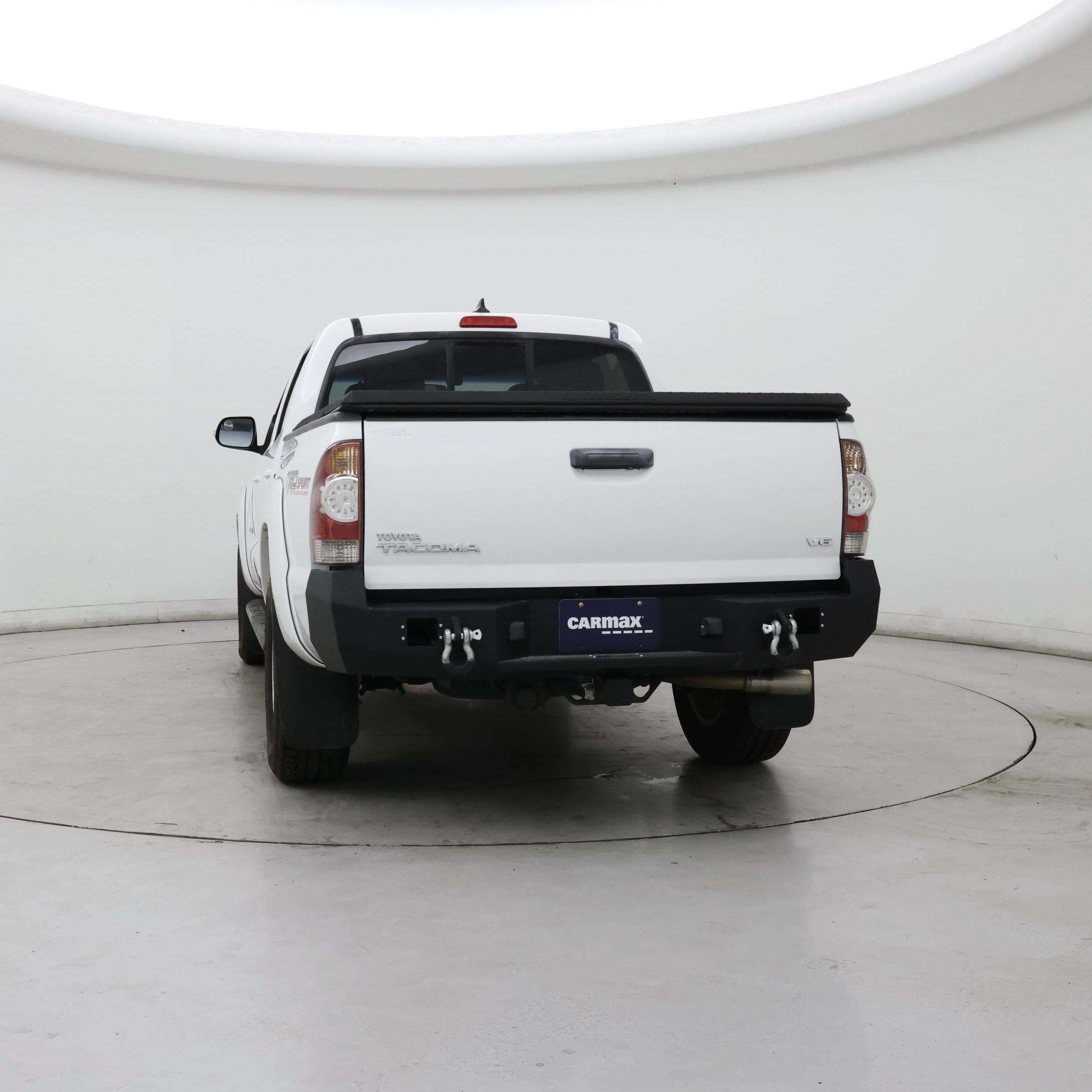 Thumbnail: 2015 Toyota Tacoma - 6