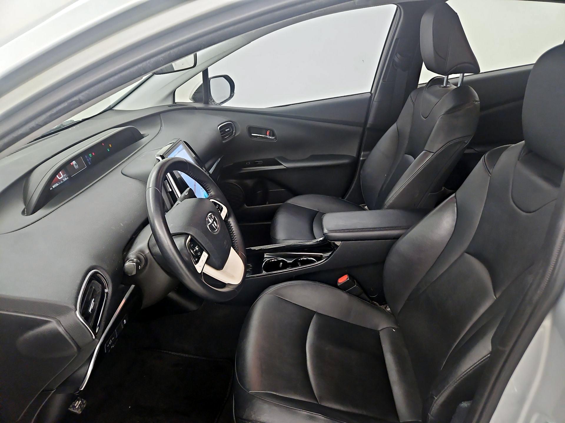 Thumbnail: 2019 Toyota Prius Prime - 11