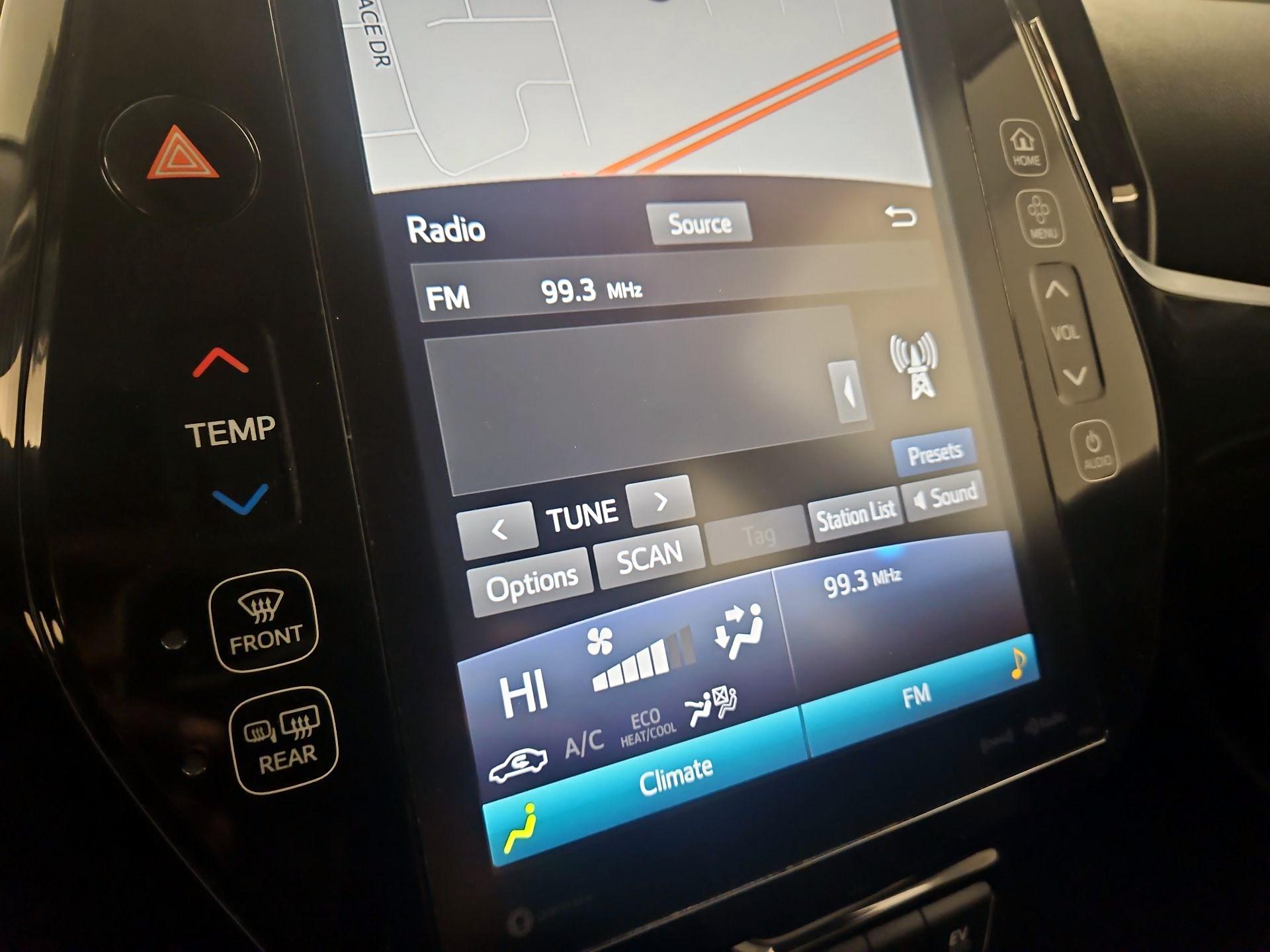 Thumbnail: 2019 Toyota Prius Prime - 16