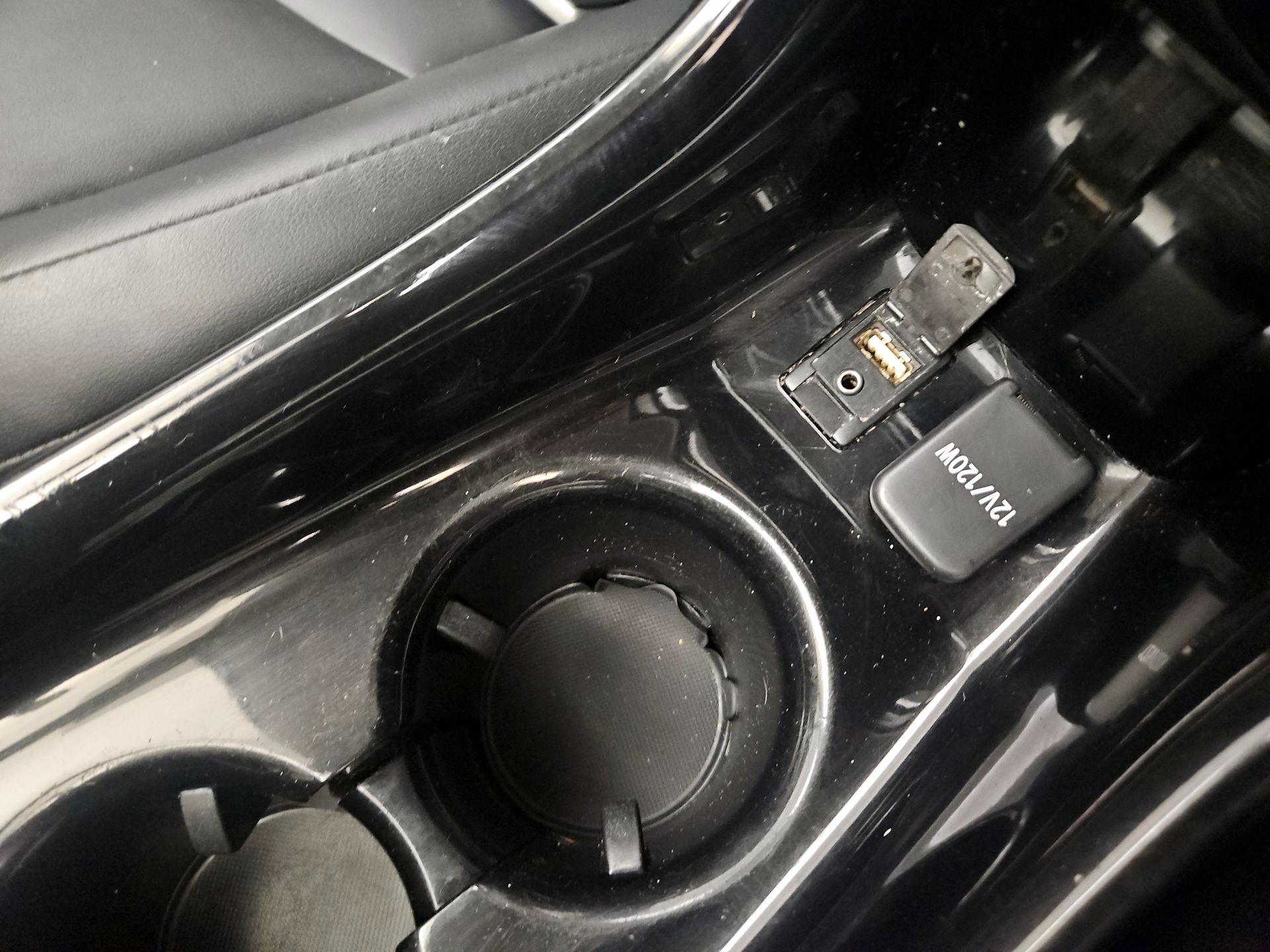 Thumbnail: 2019 Toyota Prius Prime - 19