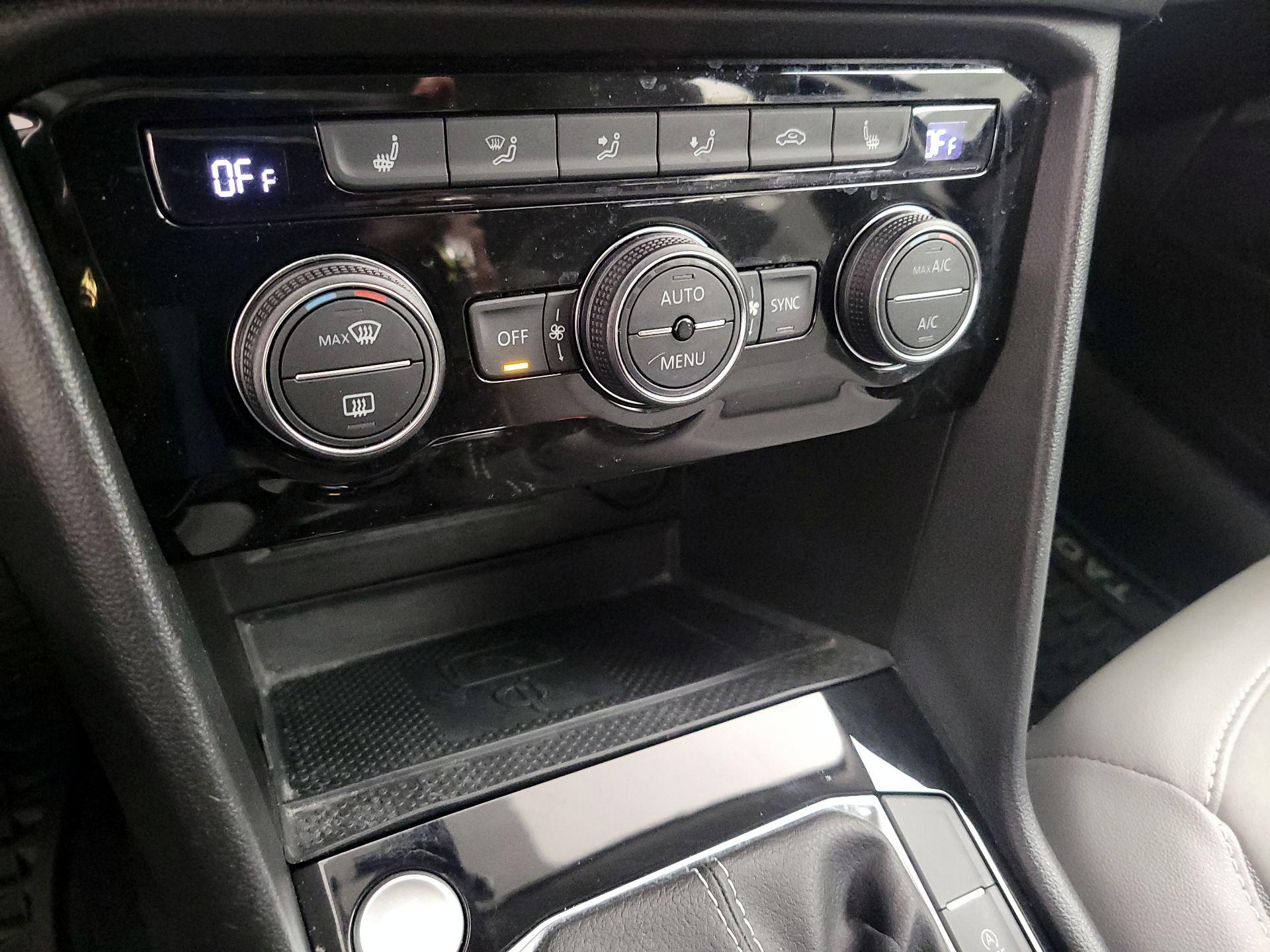 Thumbnail: 2024 Volkswagen Taos - 16