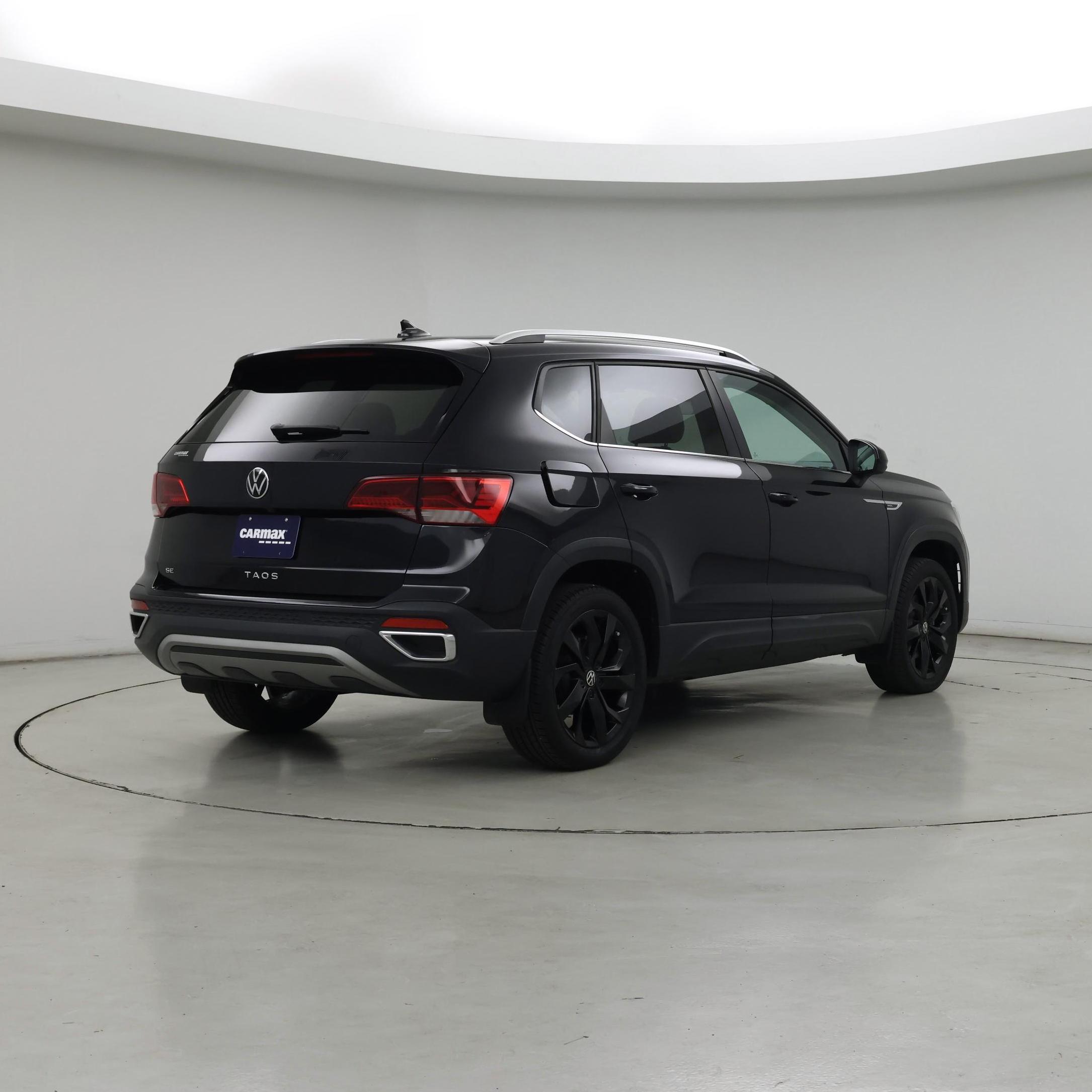 Thumbnail: 2024 Volkswagen Taos - 8