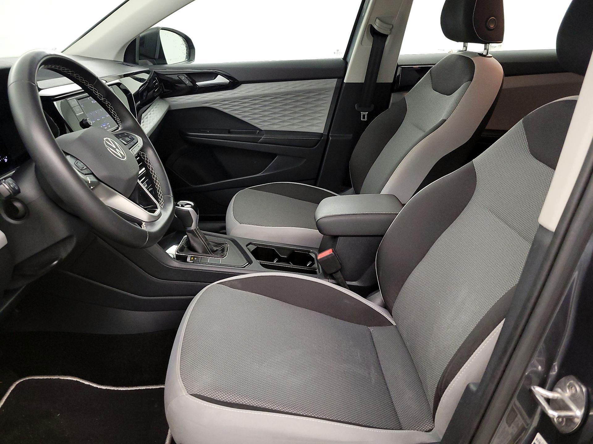 Thumbnail: 2024 Volkswagen Taos - 11