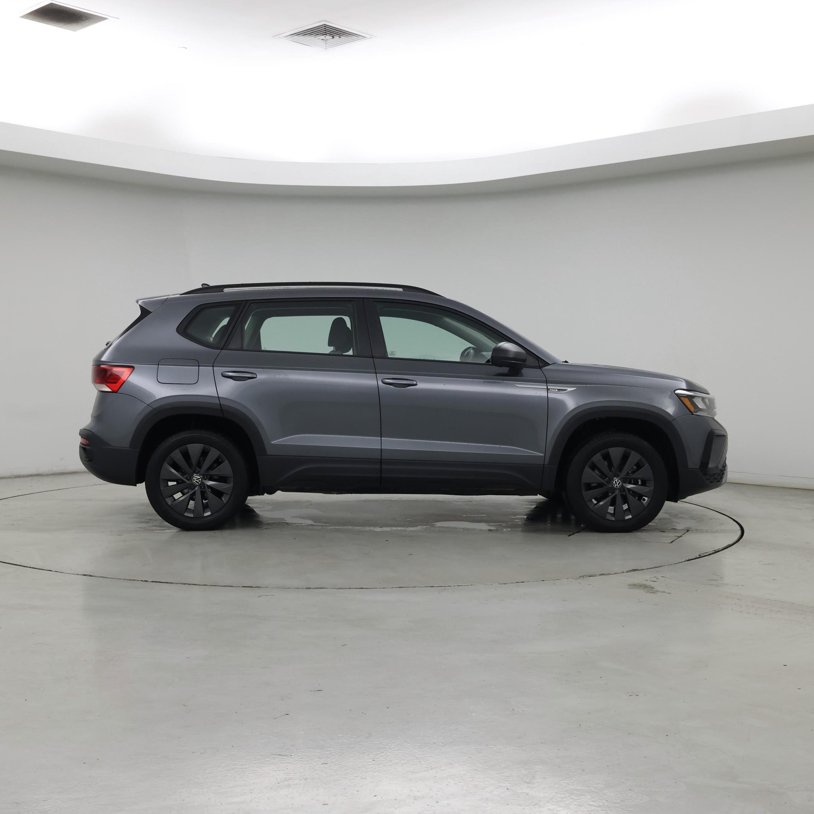 Thumbnail: 2024 Volkswagen Taos - 7