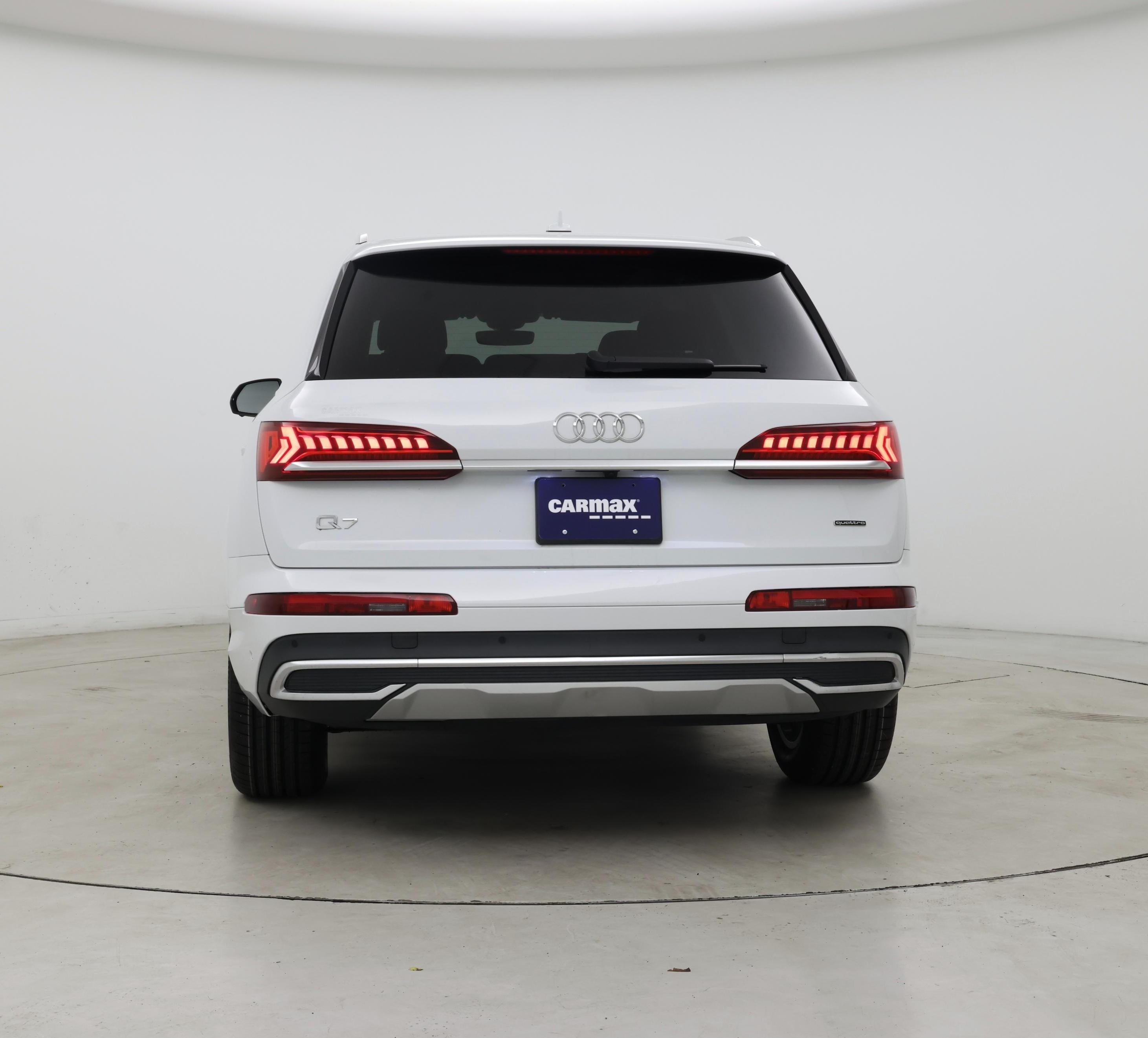 Thumbnail: 2023 Audi Q7 - 6