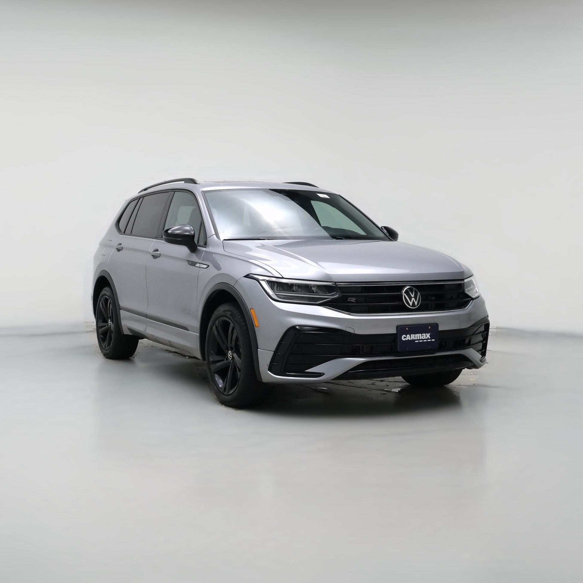Thumbnail: 2023 Volkswagen Tiguan - 1