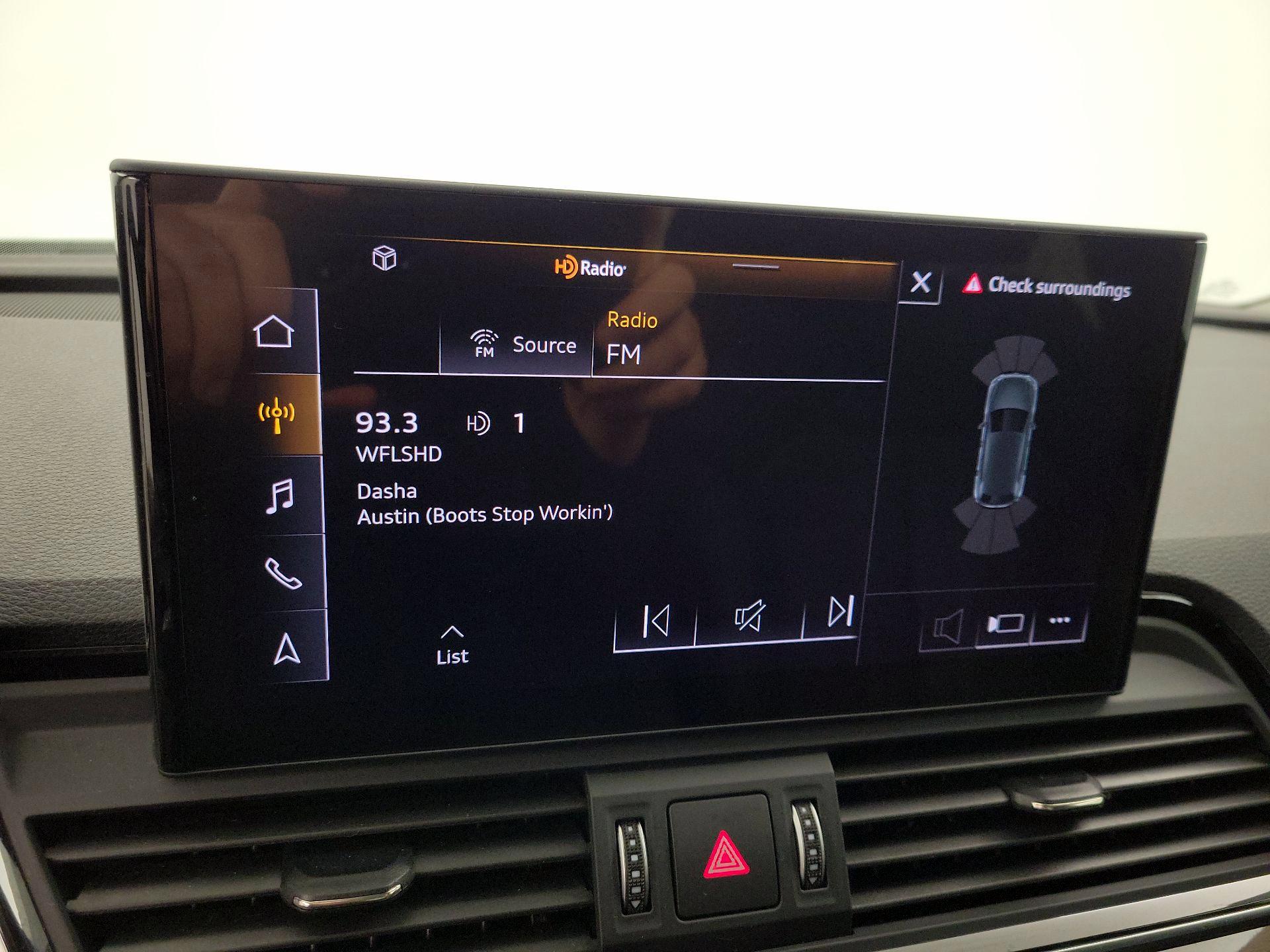 Thumbnail: 2023 Audi Q5 - 16