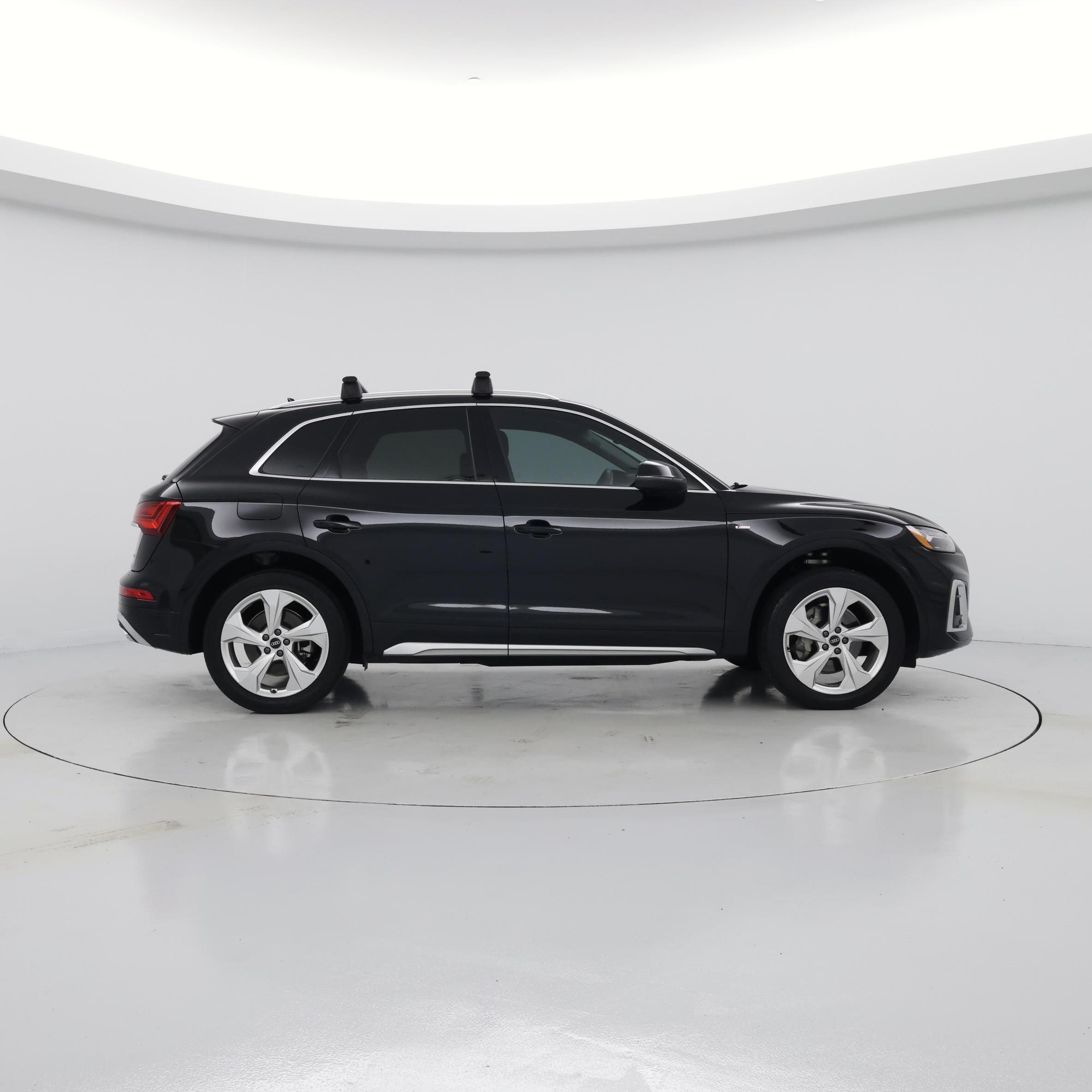 Thumbnail: 2023 Audi Q5 - 7