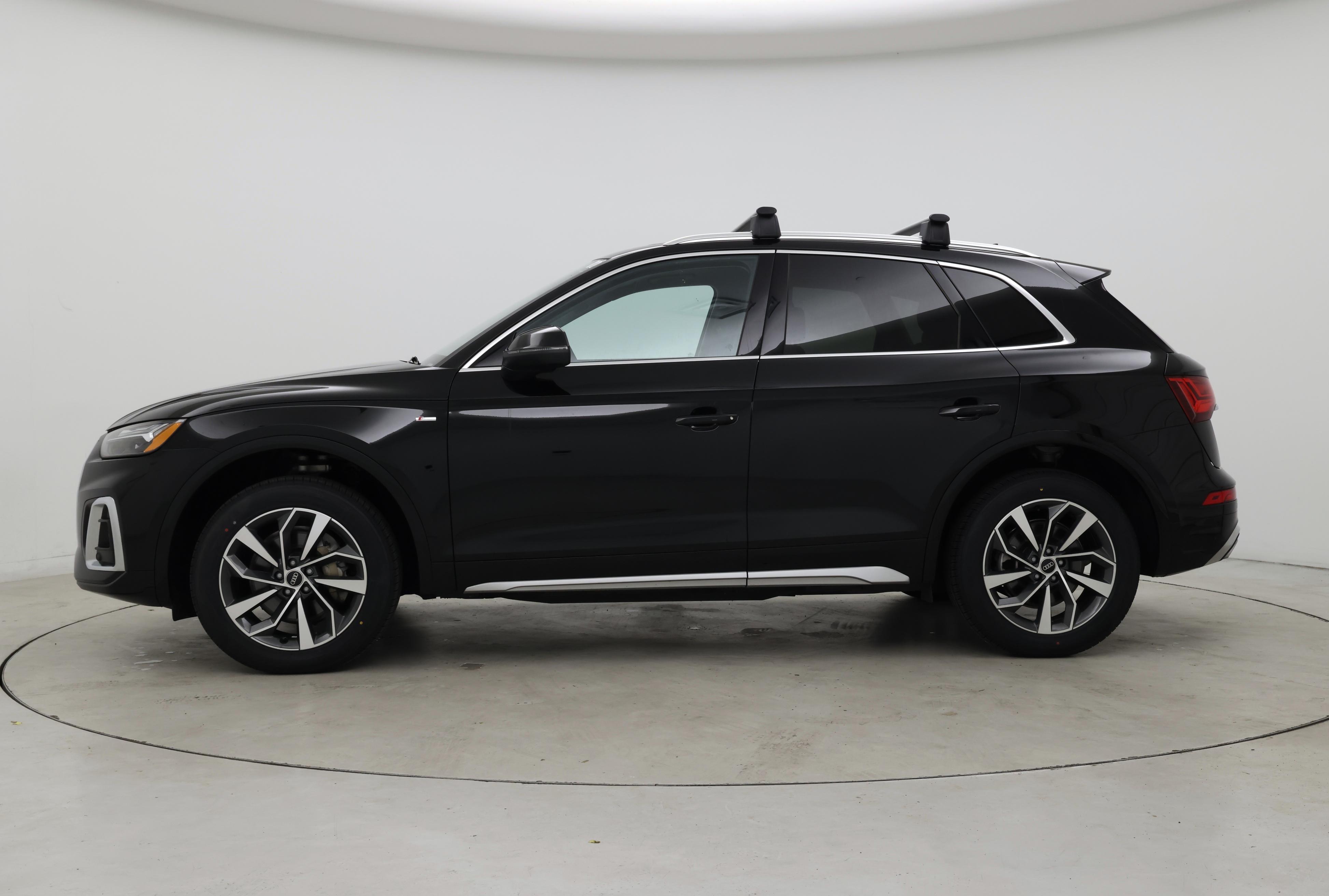 Thumbnail: 2023 Audi Q5 - 3