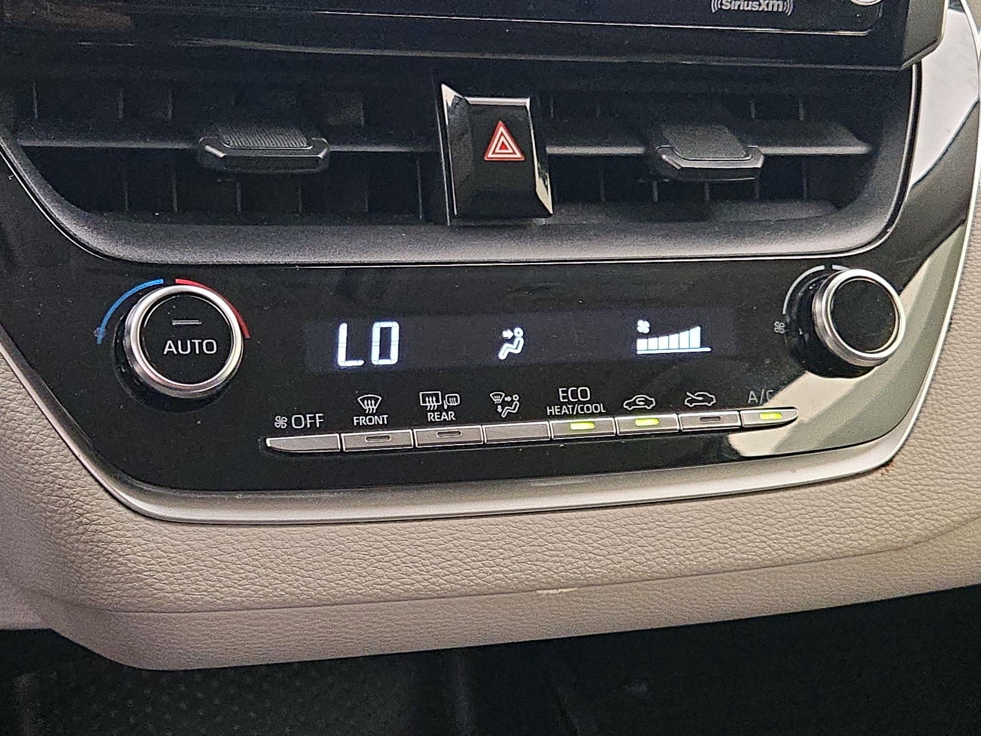 Thumbnail: 2021 Toyota Corolla - 17